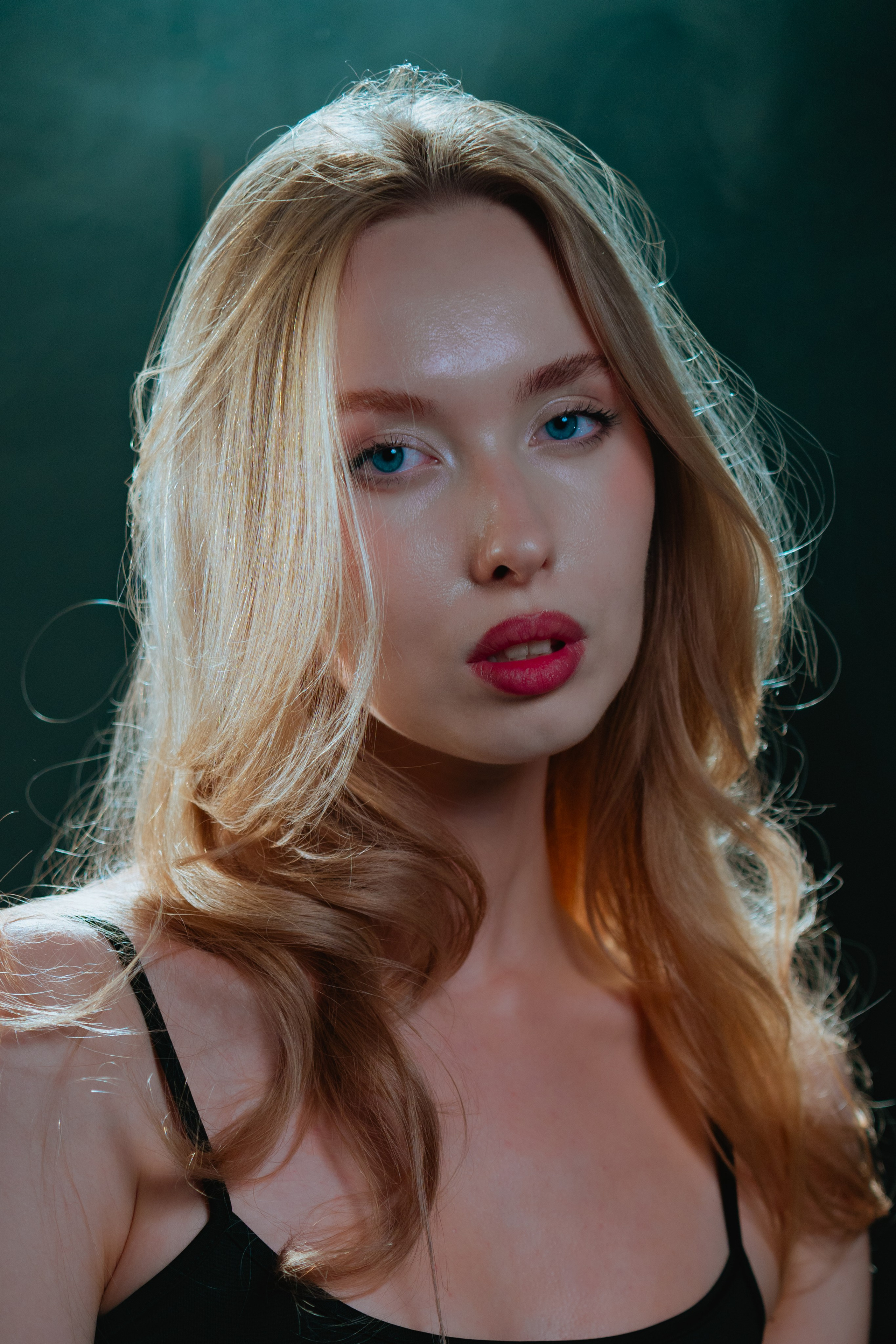 ЮЛЯ. Виктория Саханкова — портретный и семейный фотограф в Москве