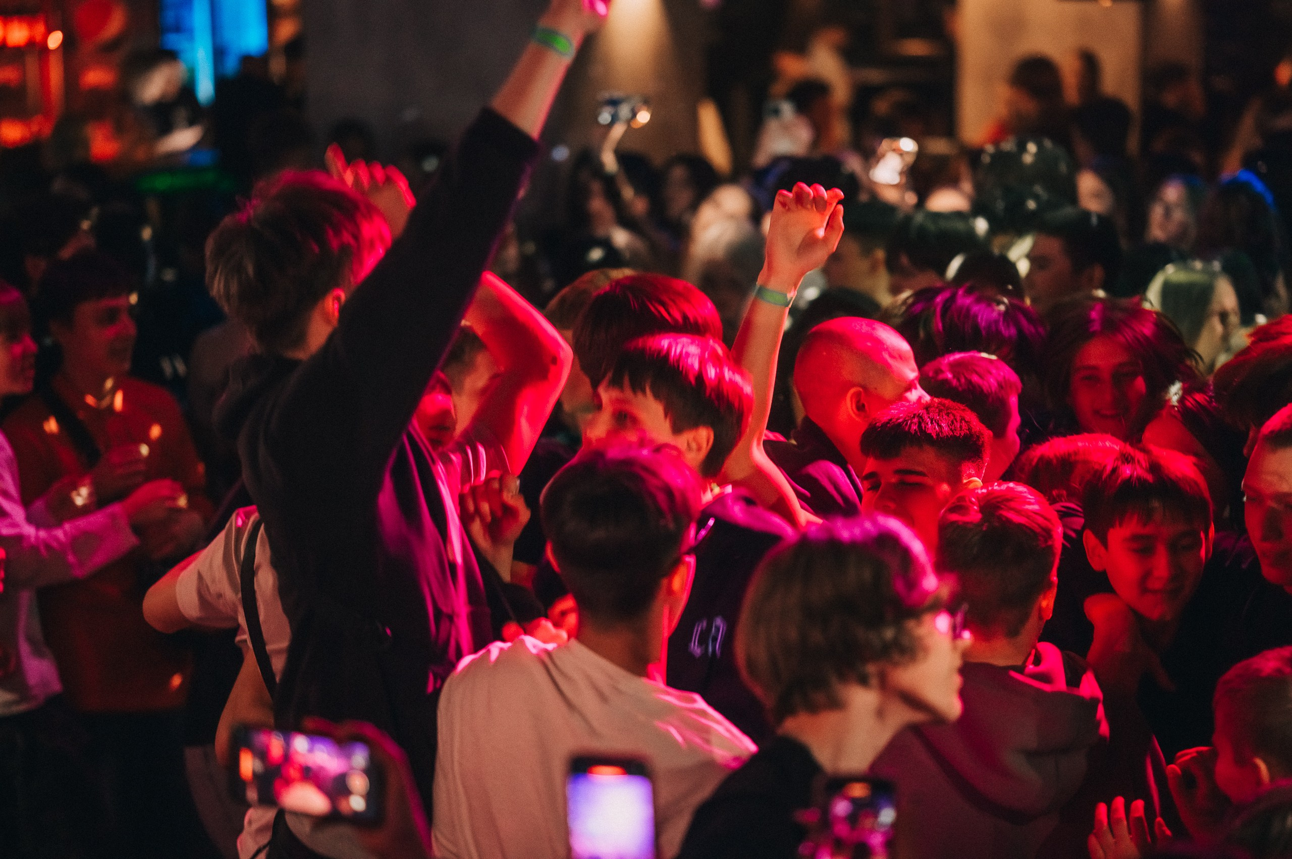 8 MARCH WOMENS DAY PARTY. Фотограф в Кемерово Владислав Шульц