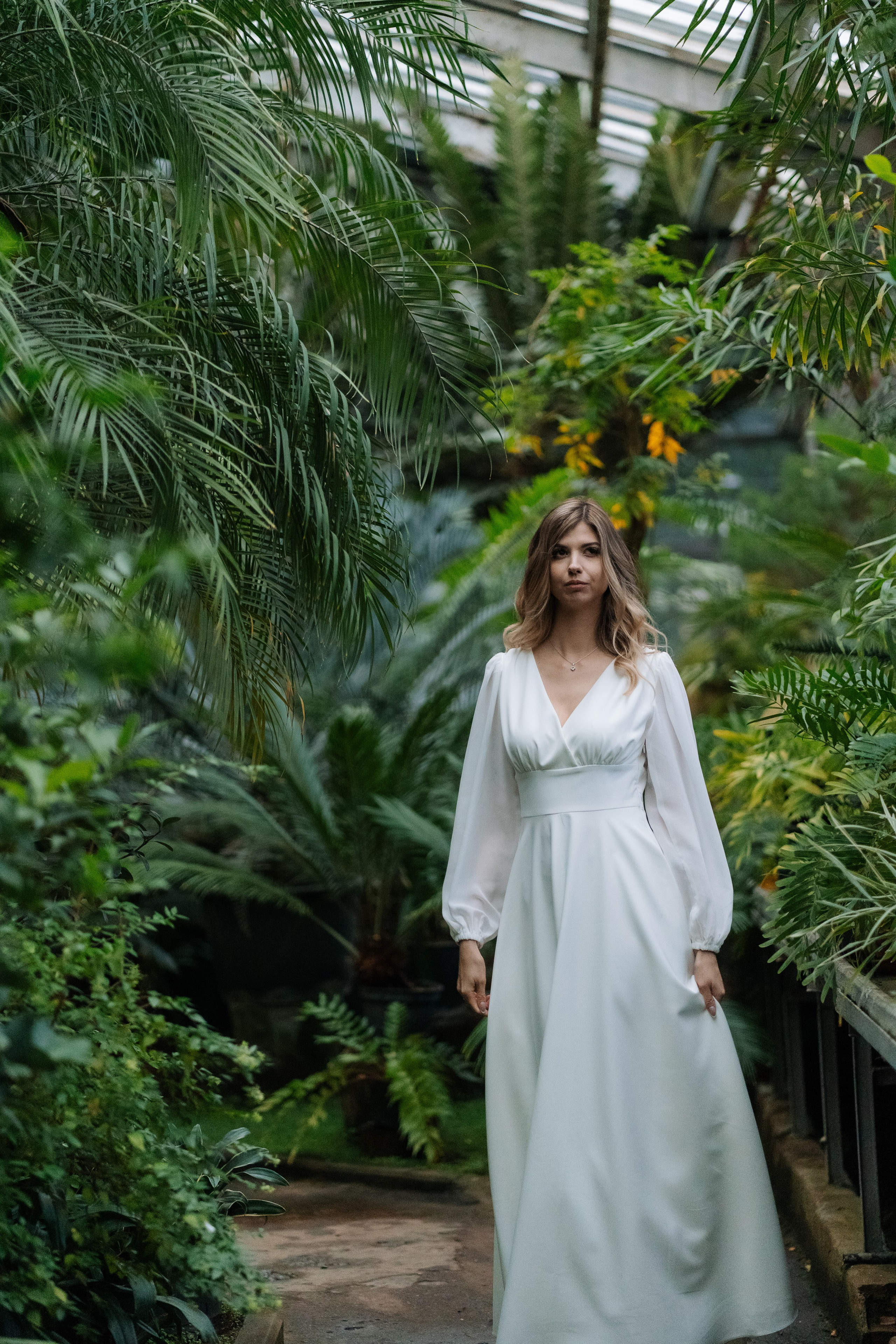 Свадебная фотосессия в оранжерее, Москва. Свадебный фотограф в Москве Анна Полушина