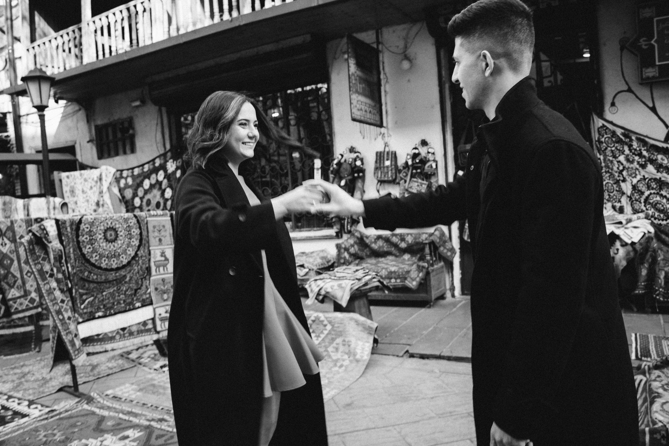 Девушка в красном