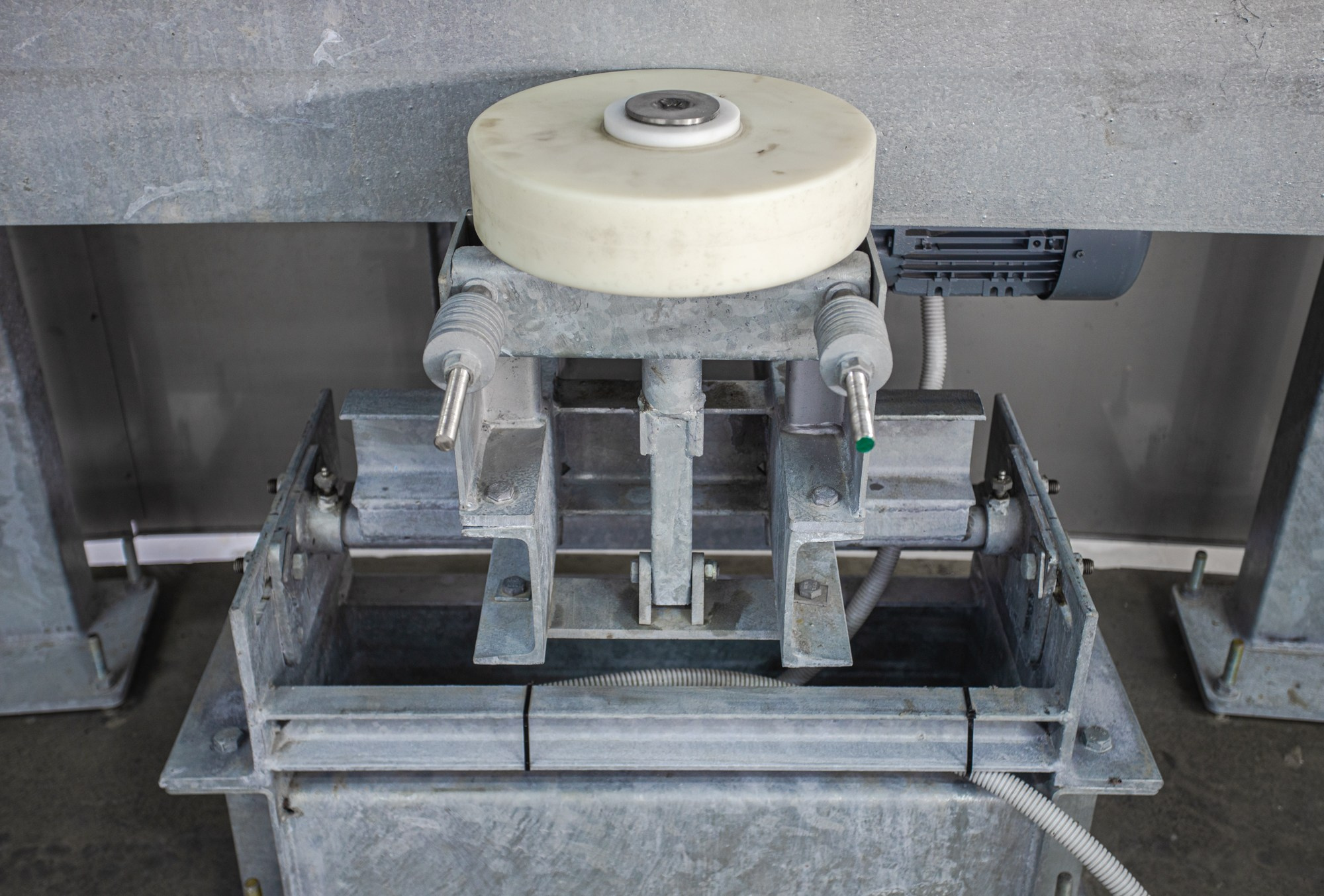 Открытие карусели для дойки скота. Репортажный, промышленный и маркетплейс-фотограф Дмитрий Чернат