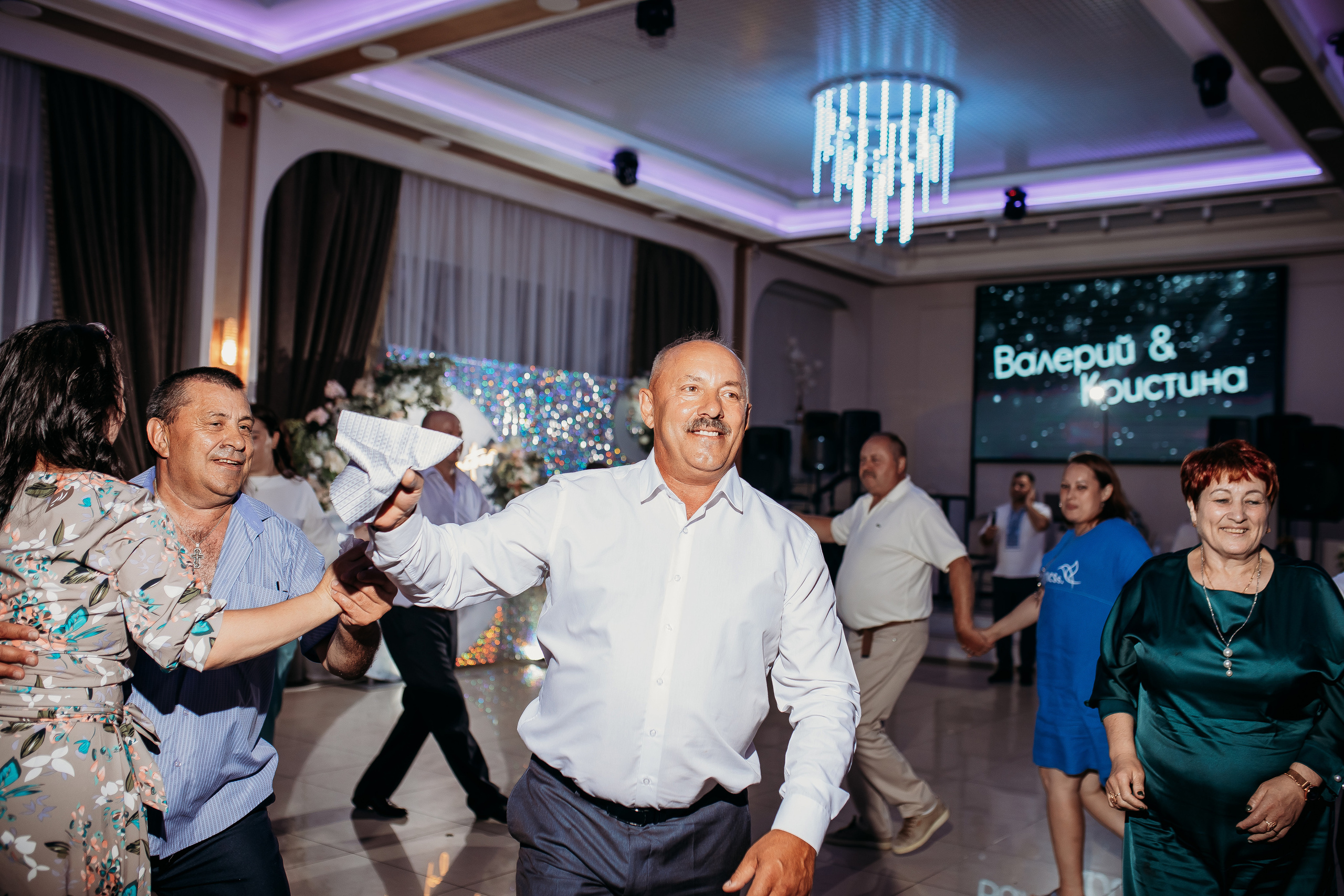 Кристина и Валерий. Фотограф Тимербаева Алина г. Сургут