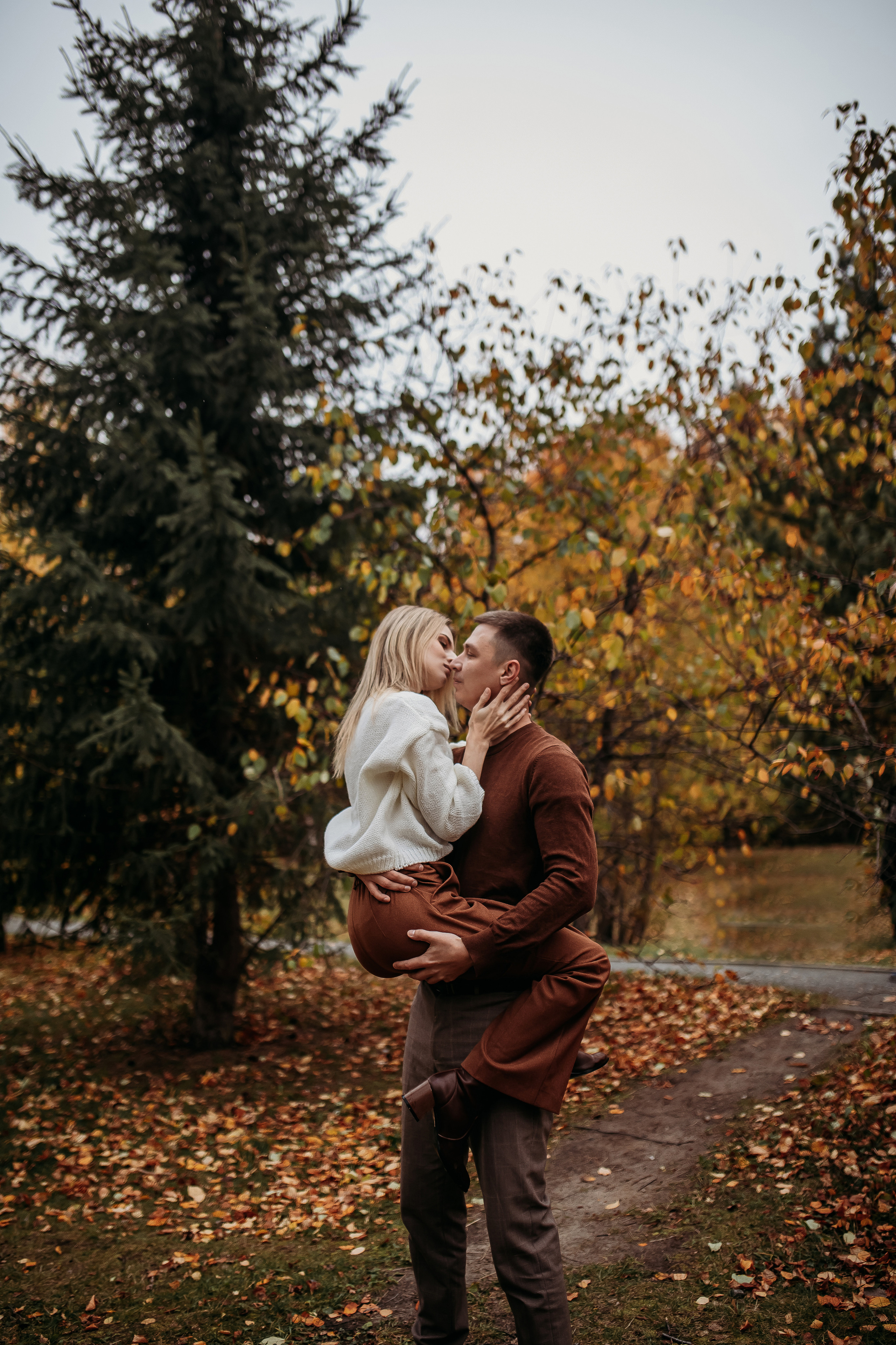 Настя и Ринат. Фотограф Тимербаева Алина г. Сургут