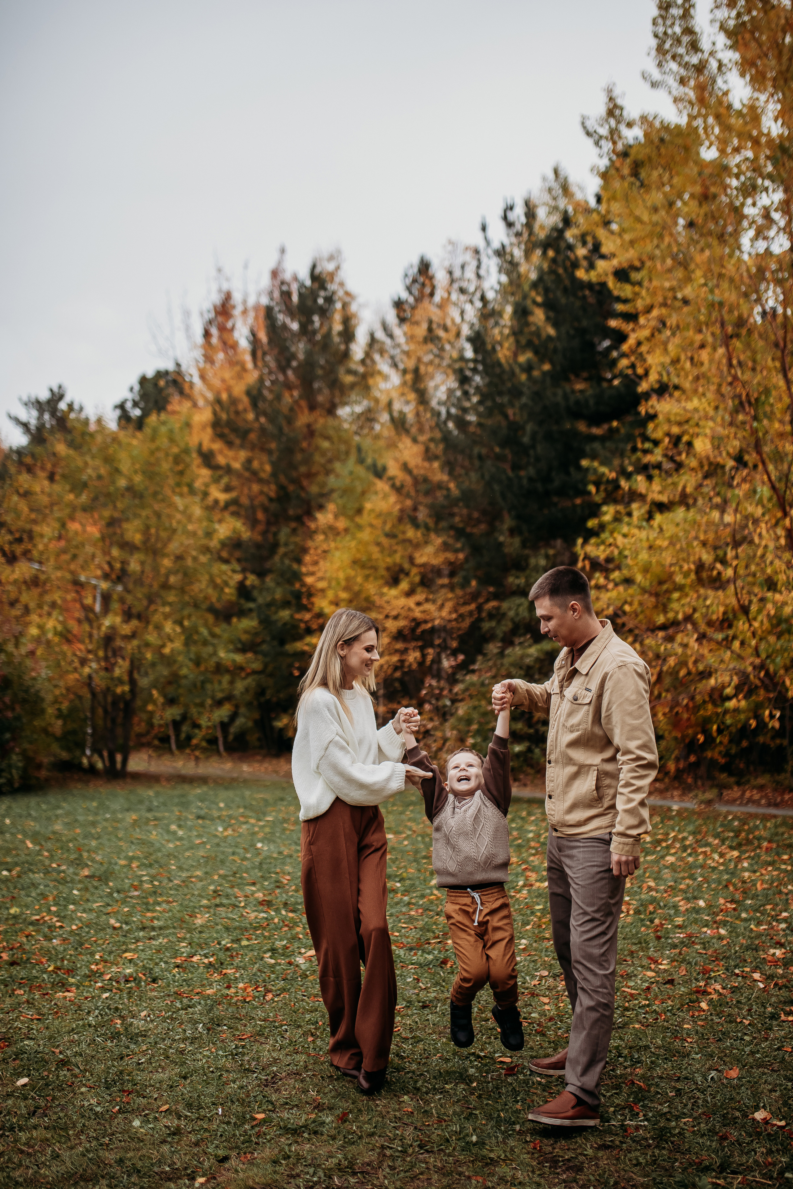 Настя и Ринат. Фотограф Тимербаева Алина г. Сургут