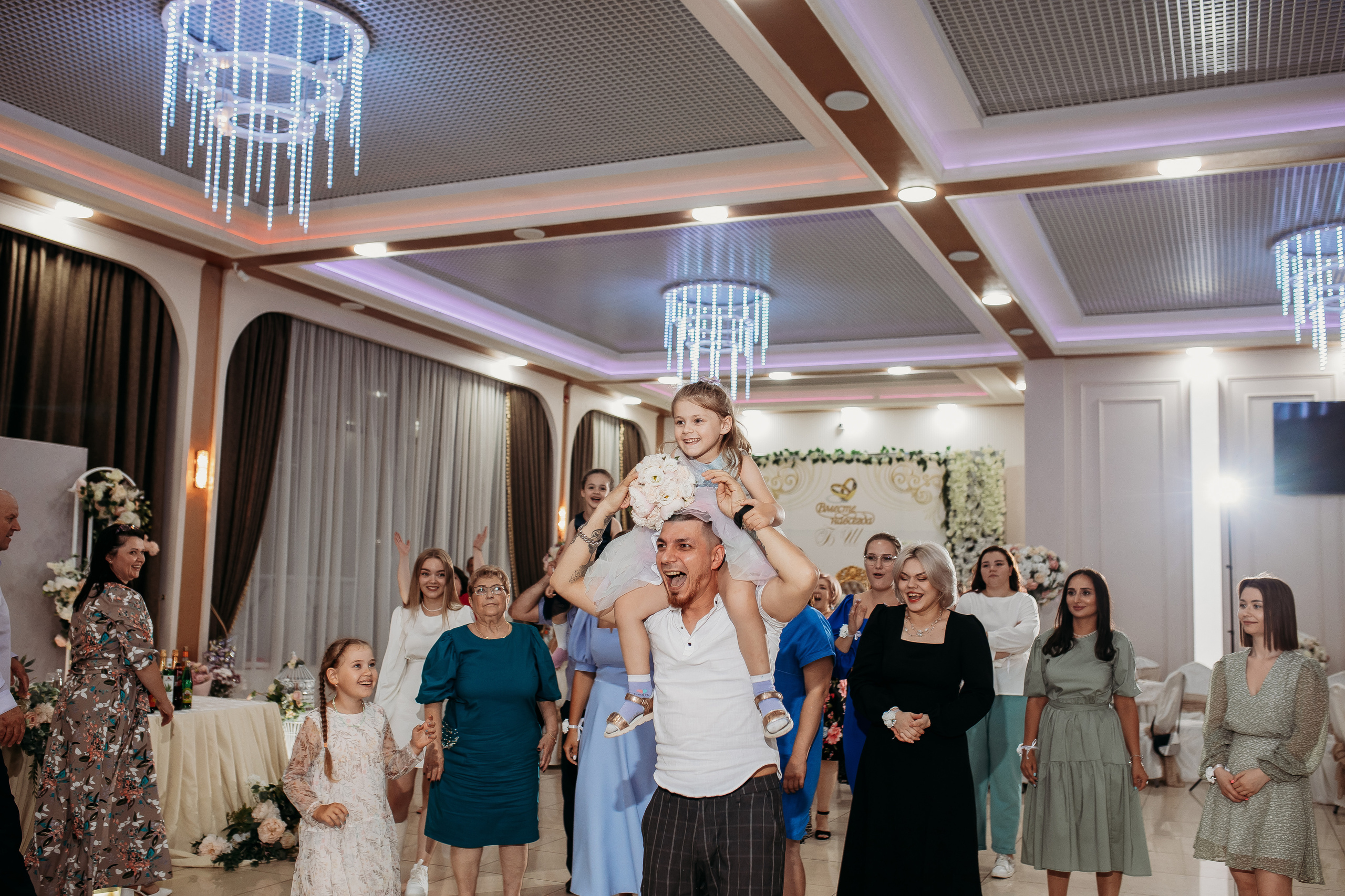 Кристина и Валерий. Фотограф Тимербаева Алина г. Сургут