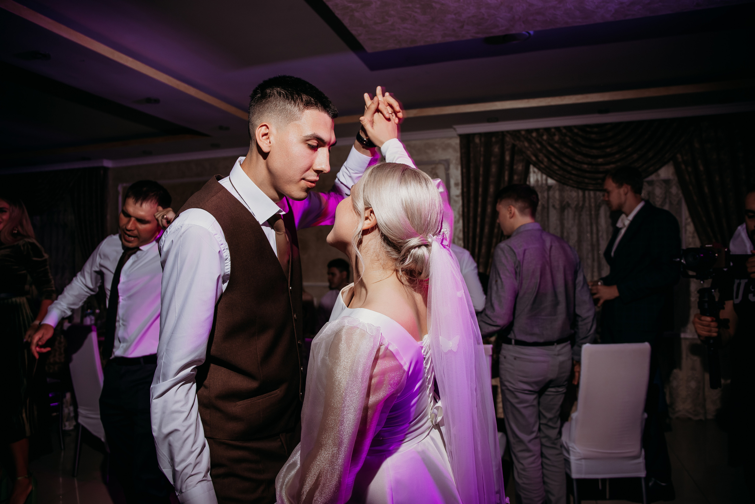 Елизавета и Дмитрий. Фотограф Тимербаева Алина г. Сургут