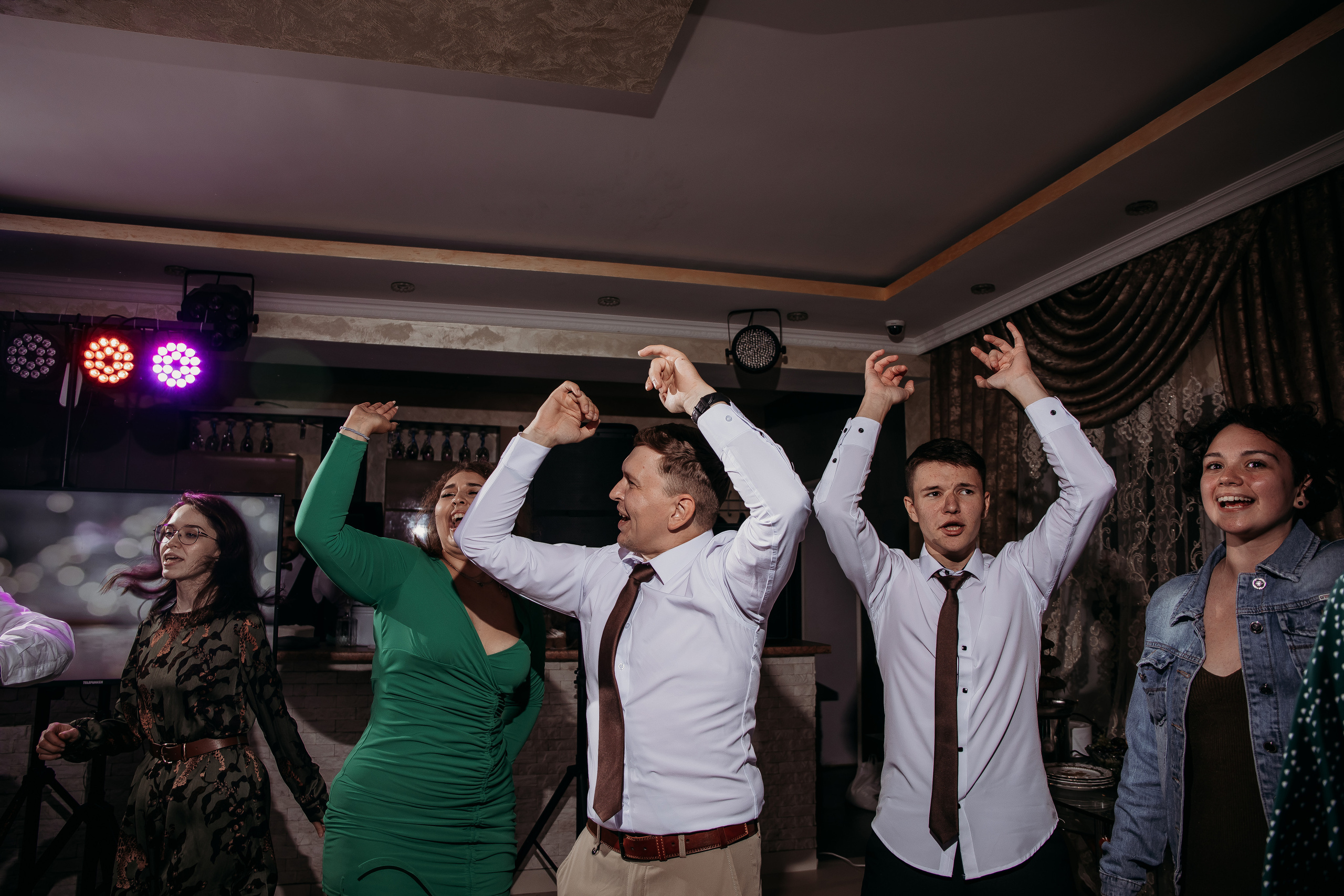 Елизавета и Дмитрий. Фотограф Тимербаева Алина г. Сургут