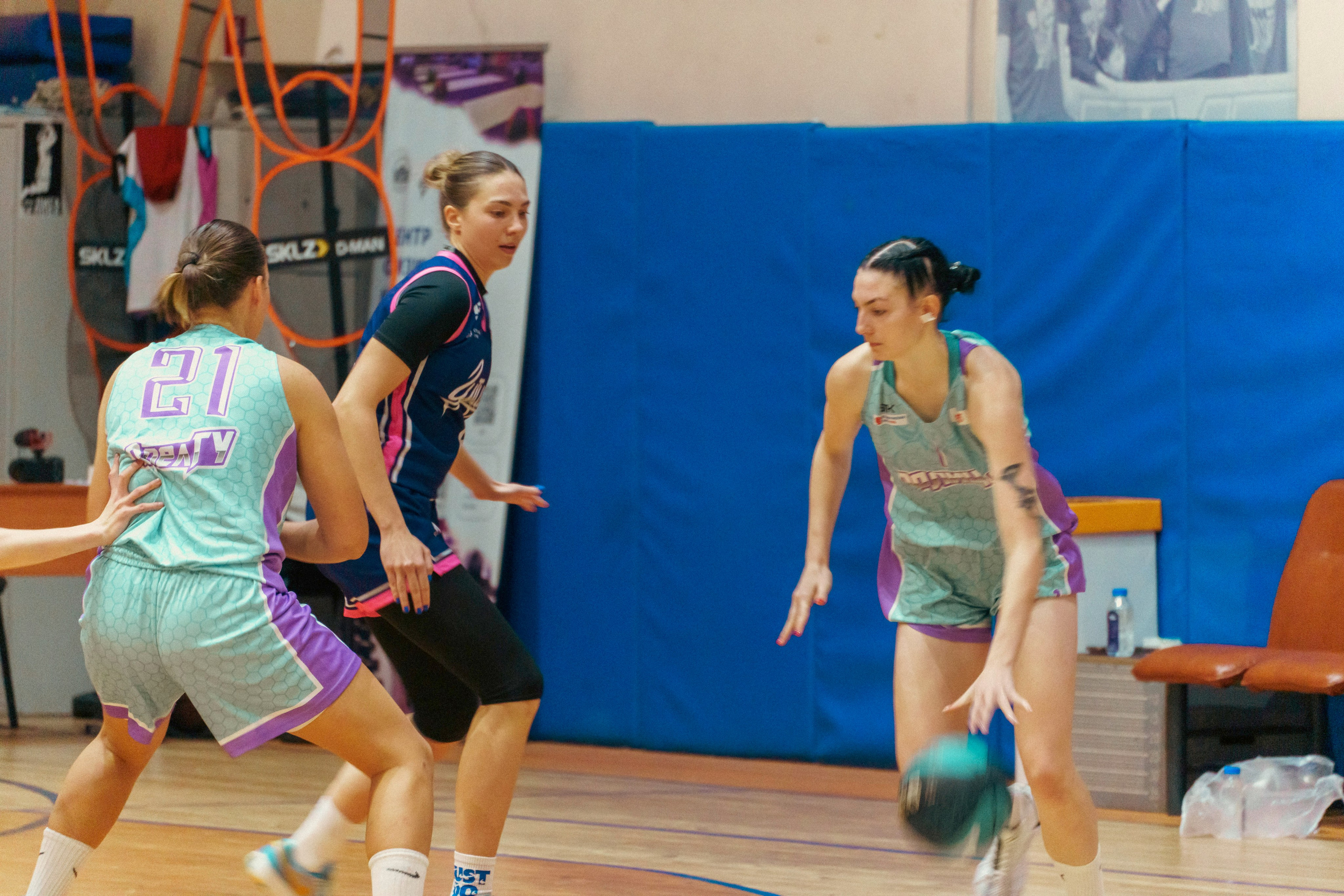 Баскетбол. Репортаж для спортивного клуба ГУТИД. Фотограф в Санкт-Петербурге Ибрагимова Алина