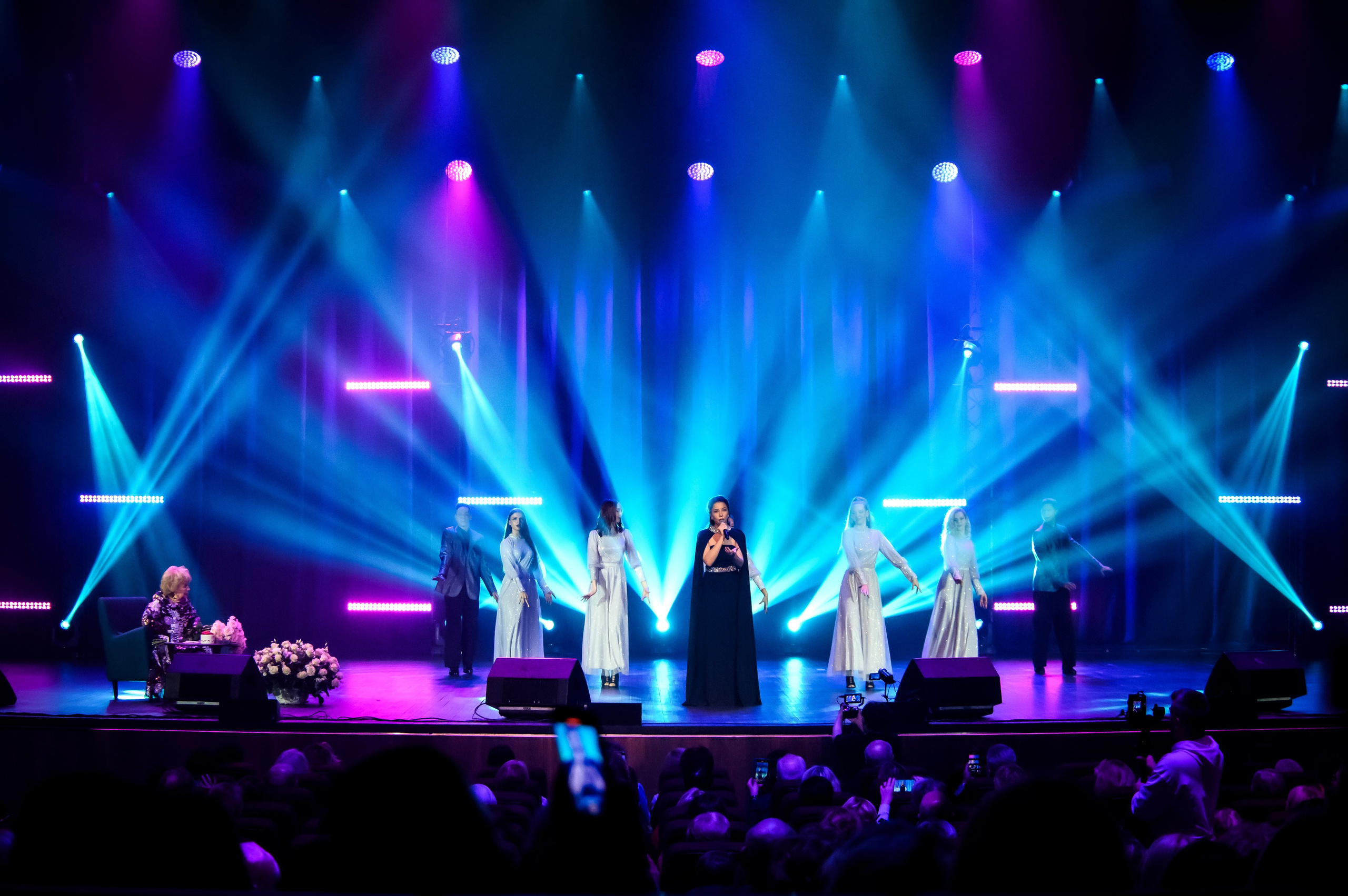 Лариса Рубальская — КЗ «Москва», Остров мечты. Бренд-фотограф для экспертов и блогеров в Москве Влада Горбовская