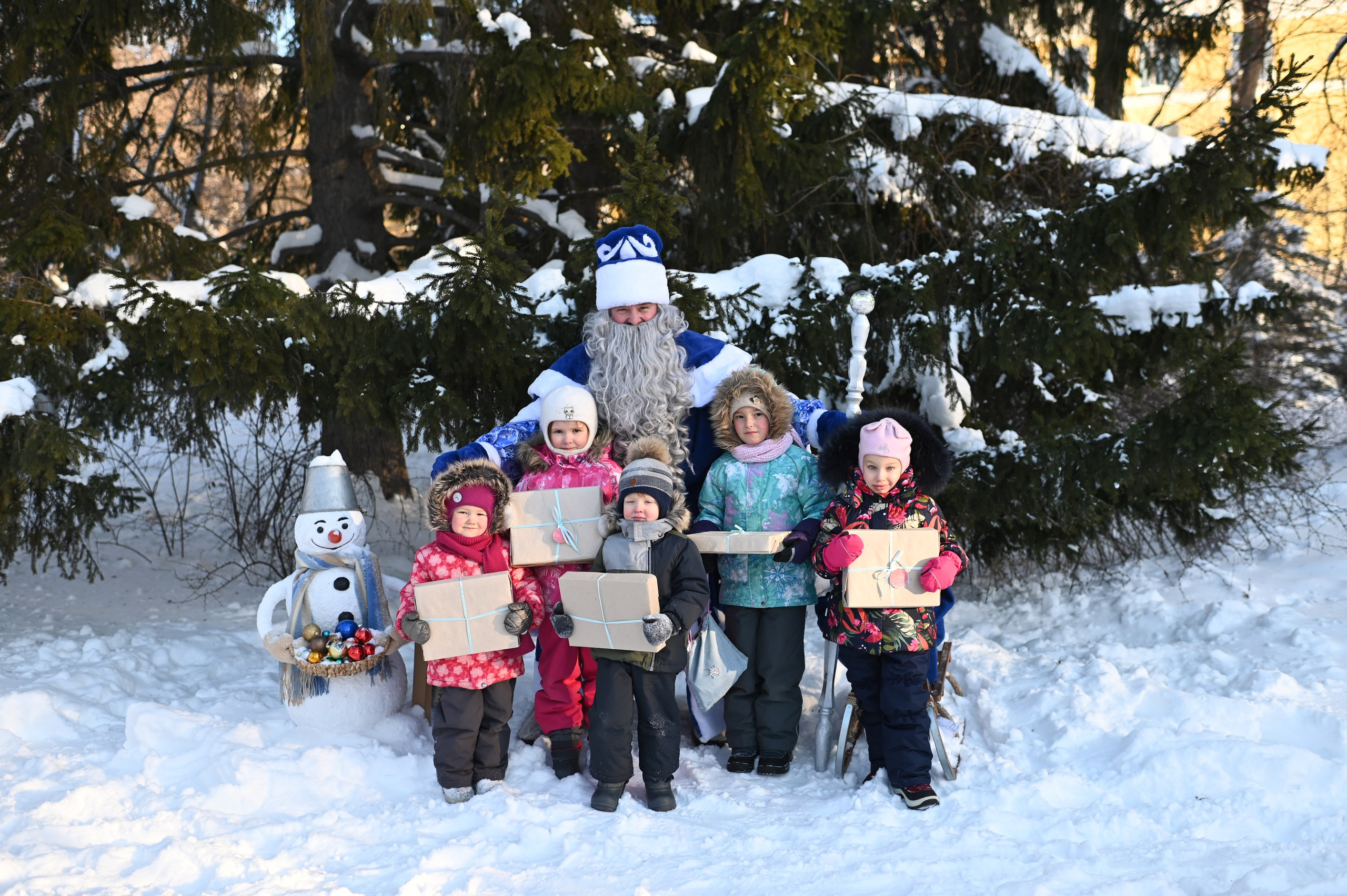 ПОЗДРАВЛЕНИЕ ОТ ДЕДА МОРОЗА. Семейный фотограф Екатеринбург Лора Мур
