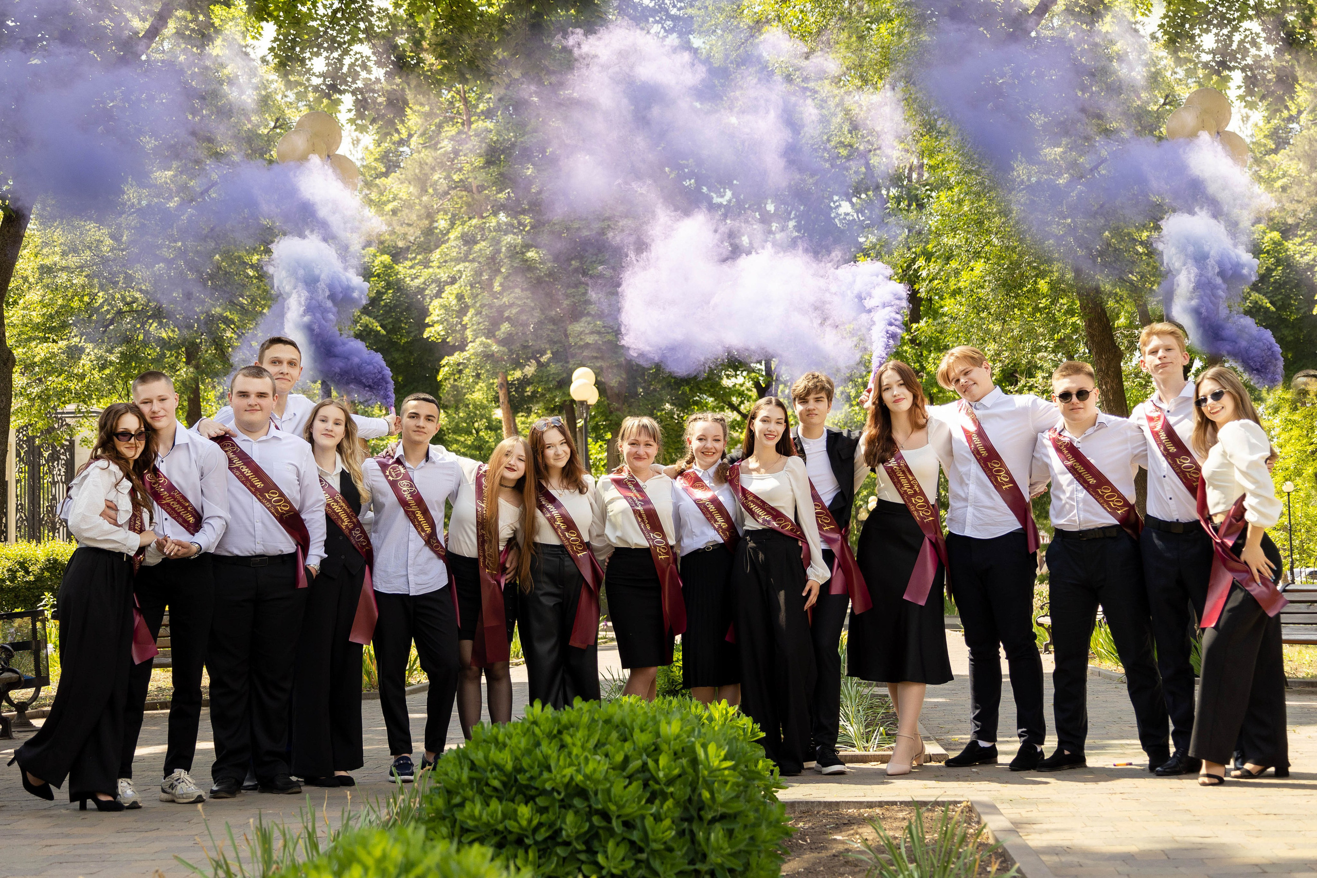 Школа № 88. 11 класс. Фотограф Донецк. Горловка. ДНР. Севастополь