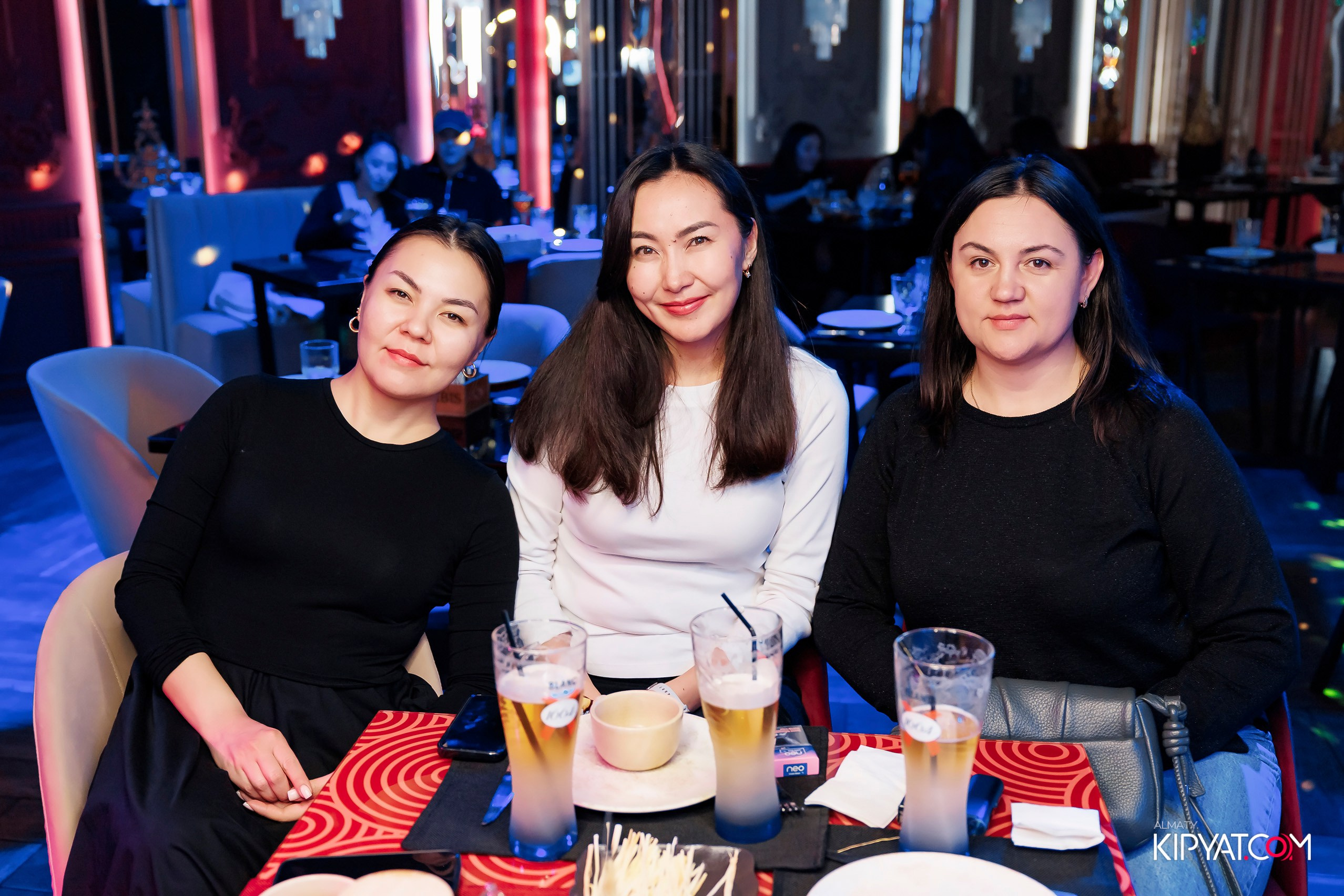 ЗАЯ, НА БИС. КИПЯТКОМ АЛМАТЫ! Фотосъемка мероприятий в Алматы