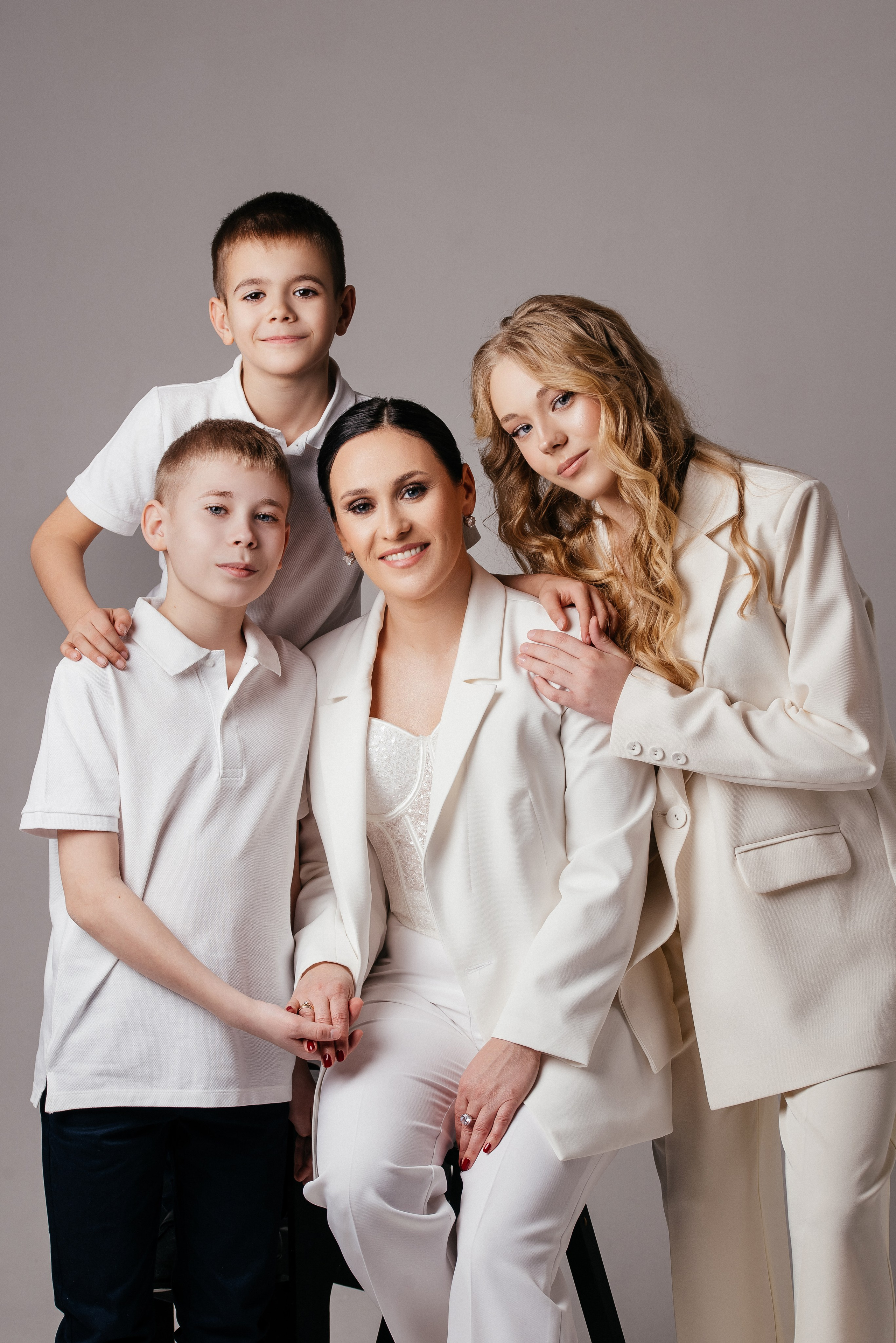 Олеся с детьми. Свадебный и студийный фотограф Ирина Котикова