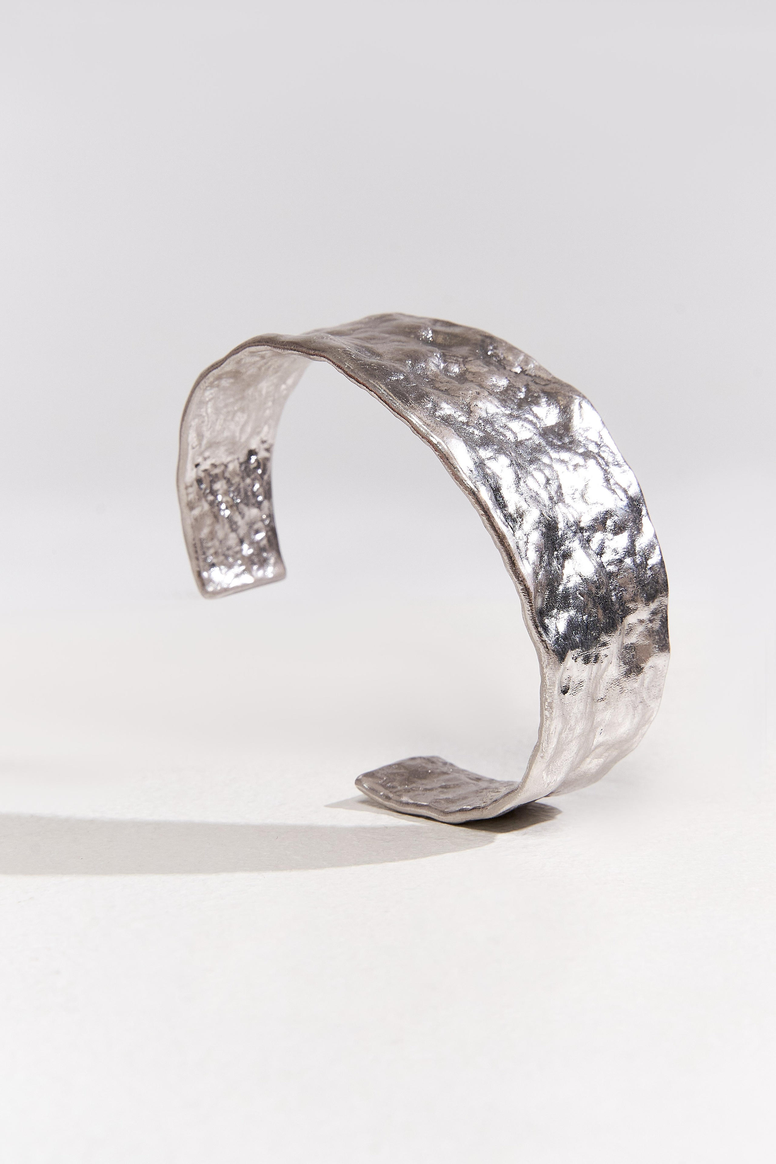 Ювелирные украшения. Фотограф для маркетплейсов в Москве