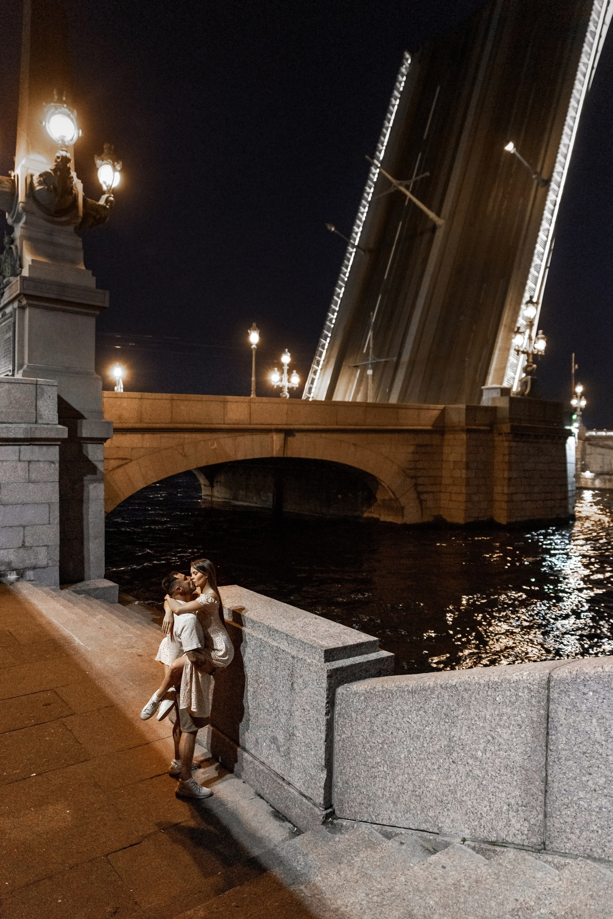 Ночь. Мосты. Любовь. Свадебный и портретный фотограф в Санкт-Петербурге Надежда Чечулина