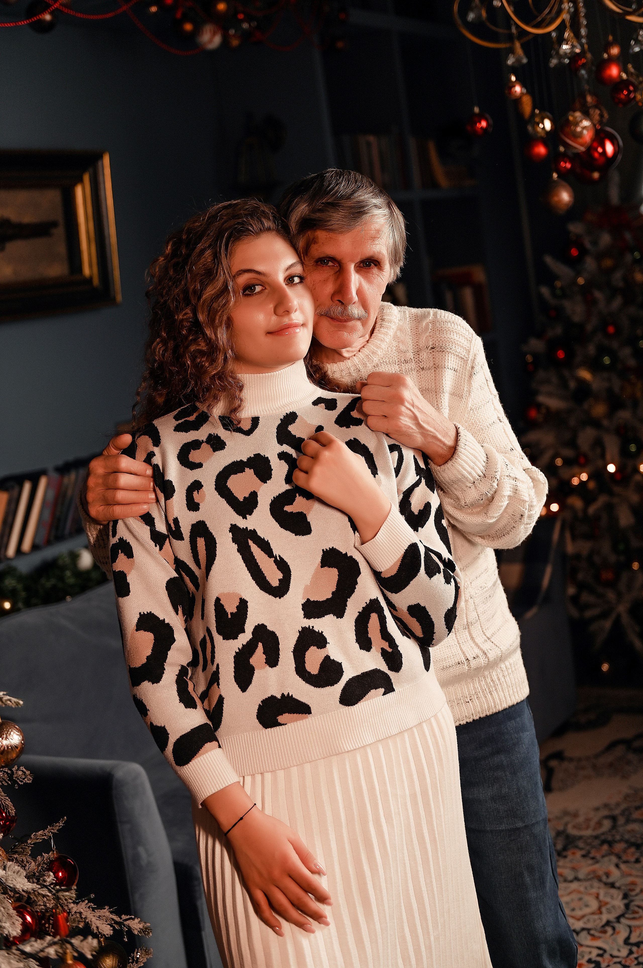 Новогодняя семейная. Свадебный, семейный, детский, контент фотограф в Омске Максим Ильин