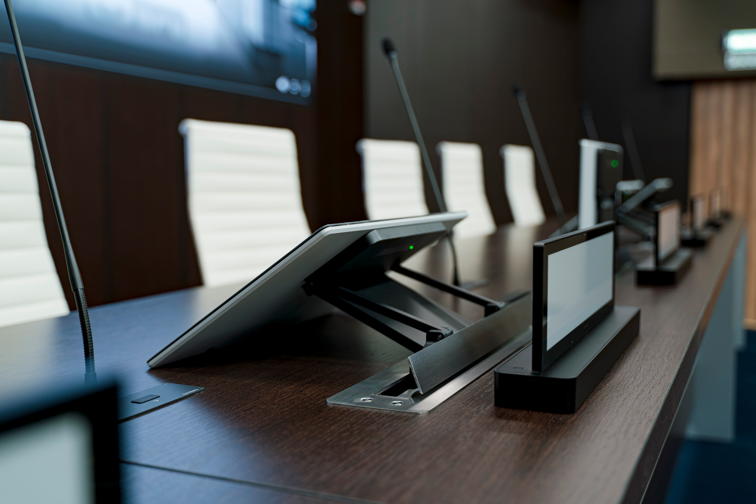 Фото и видеосъёмка готовых объектов. Видеограф для бизнеса в Санкт-Петербурге и Москве