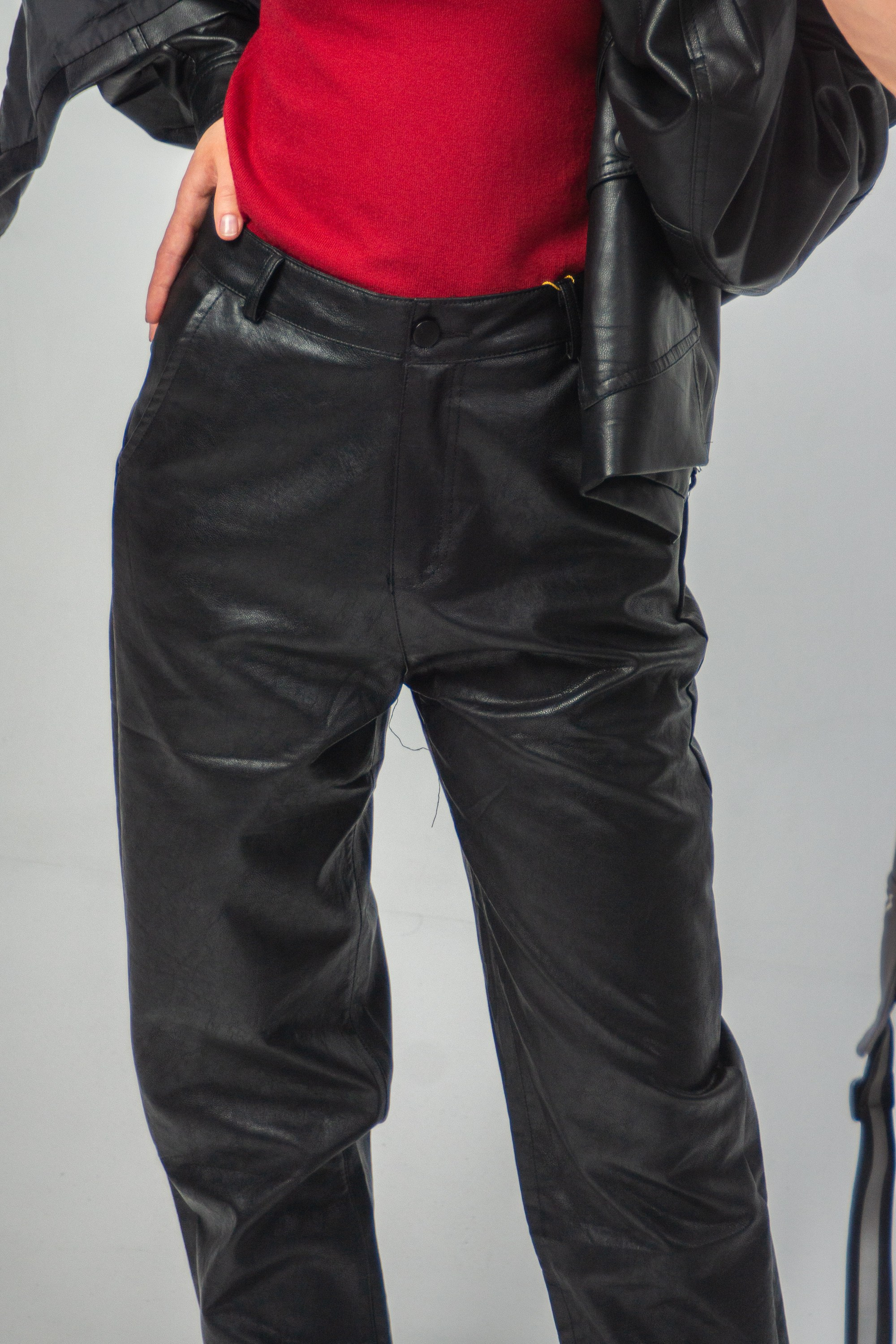 Студия (съемка для маркетплейса). Разноплановый фотограф в Москве