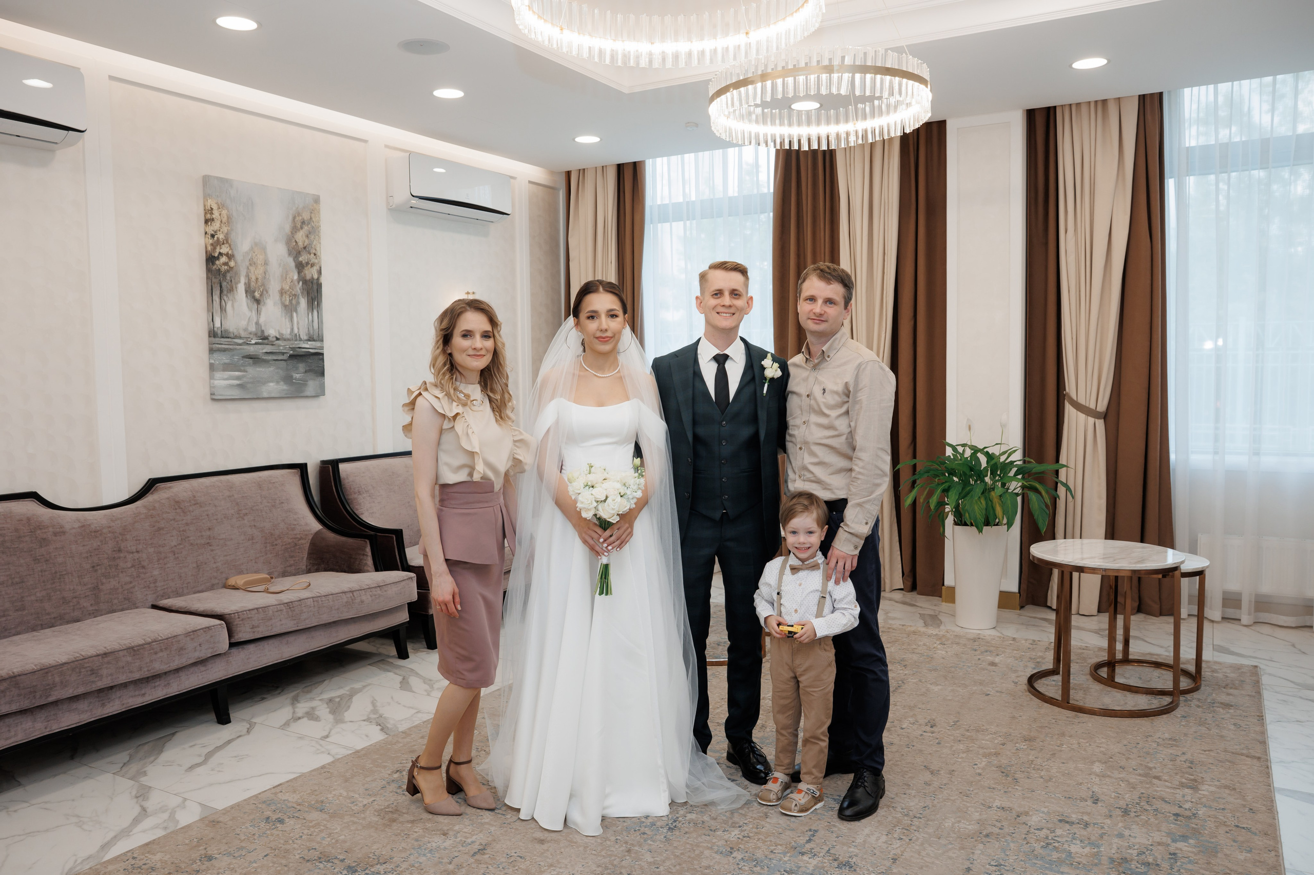 Регистрация в отеле Fish Point, ЗАГС Бутово, прогулка в Остафьево. Свадебный и репортажный фотограф (Москва, Королев и другие)