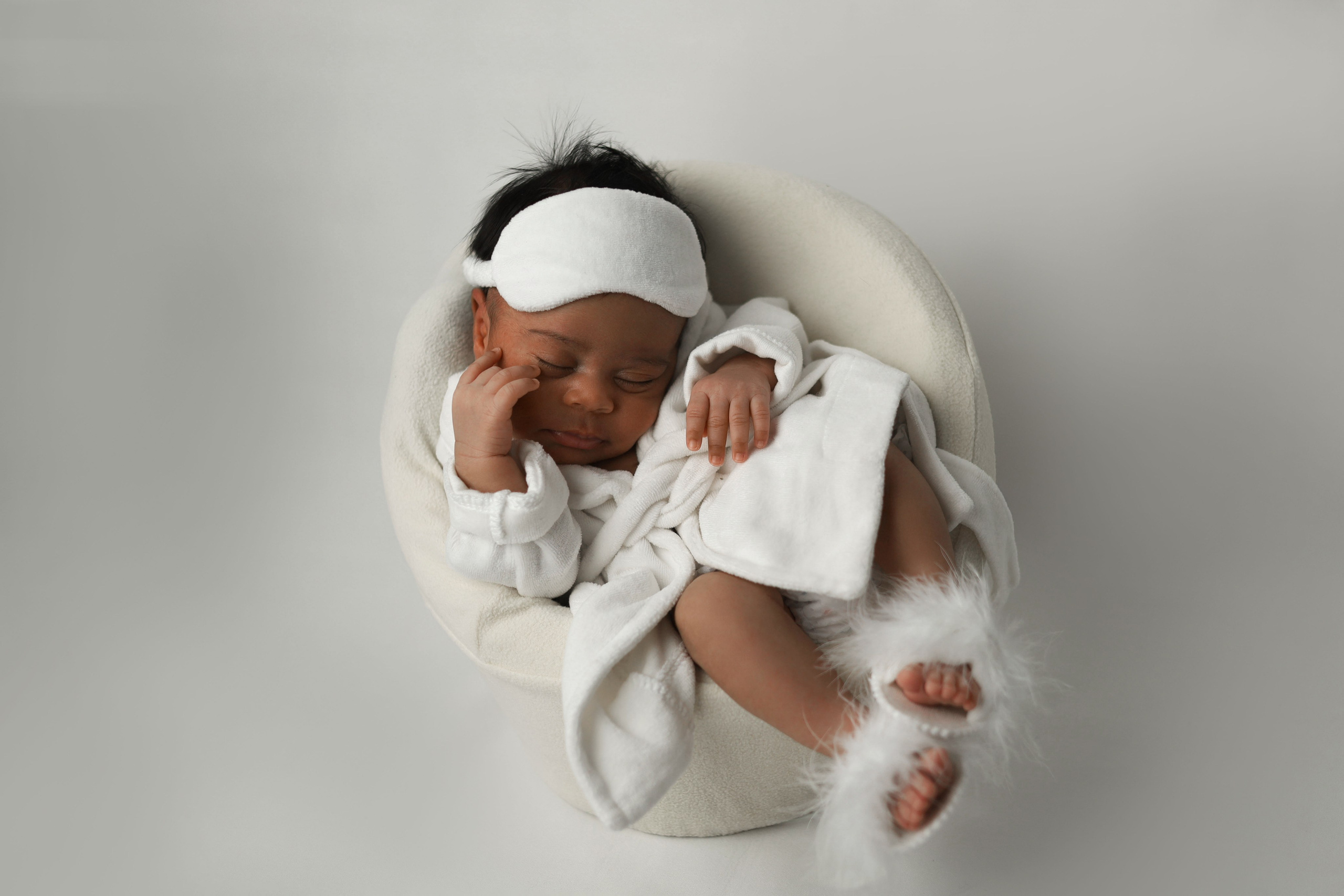 Только малыш. Фотограф новорожденных Саратов