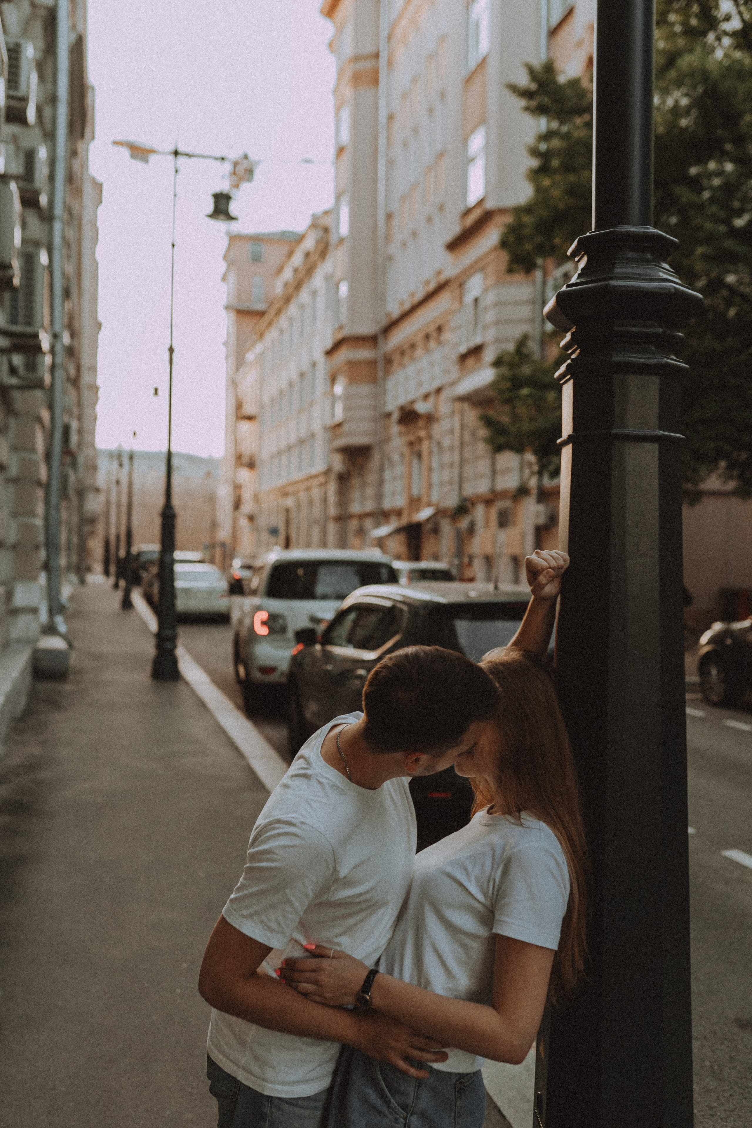 Двое в центре города. Семейный и свадебный фотограф в Москве Оксана Гапеева