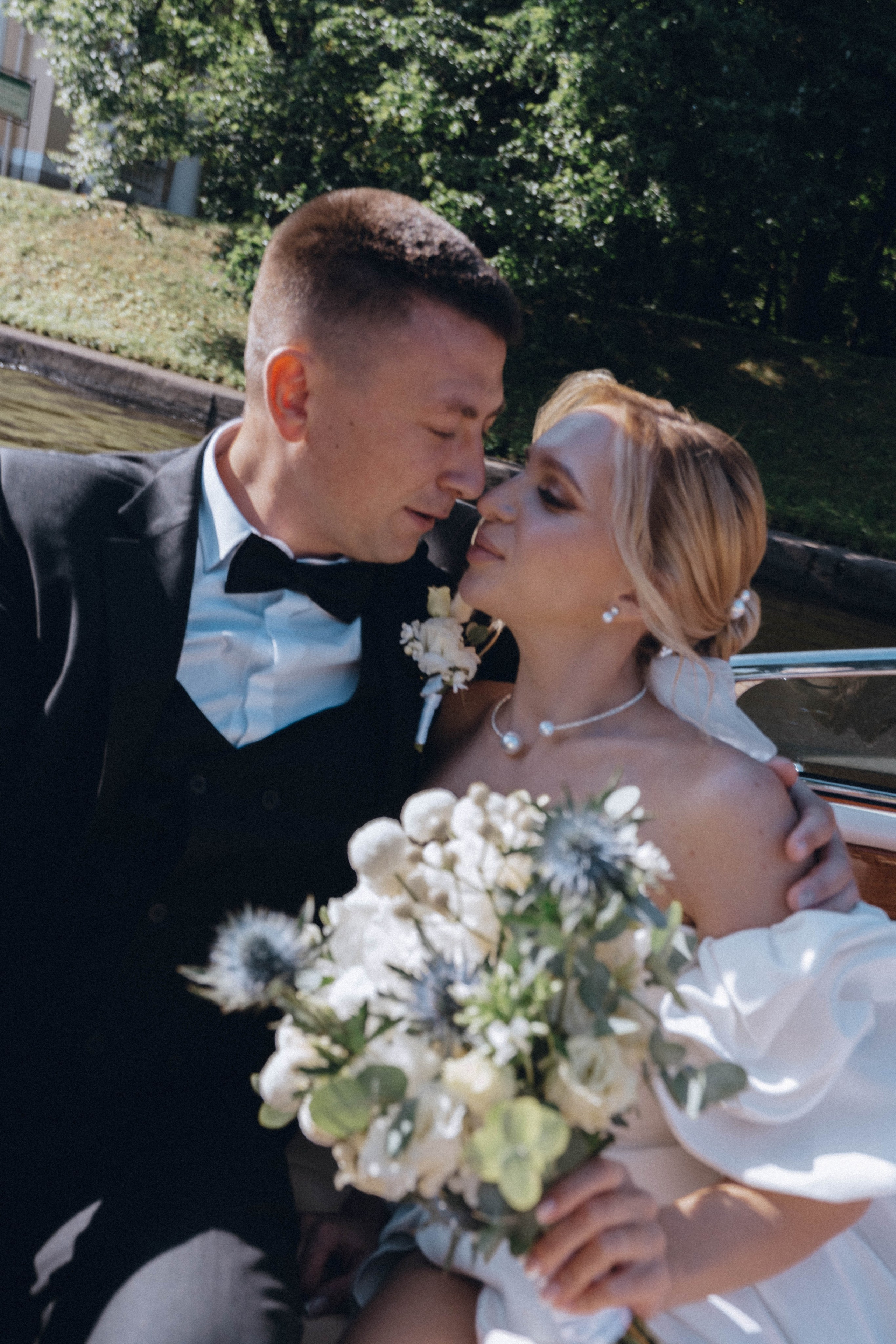 СВАДЕНБНАЯ СЬЕМКА НА КАТЕРЕ ПО КАНАЛАМ САНКТ-ПЕТЕРБУРГА И В АКВАТОРИИ НЕВЫ. Профессиональный фотограф, Санкт-Петербург — Виктория Богомолова