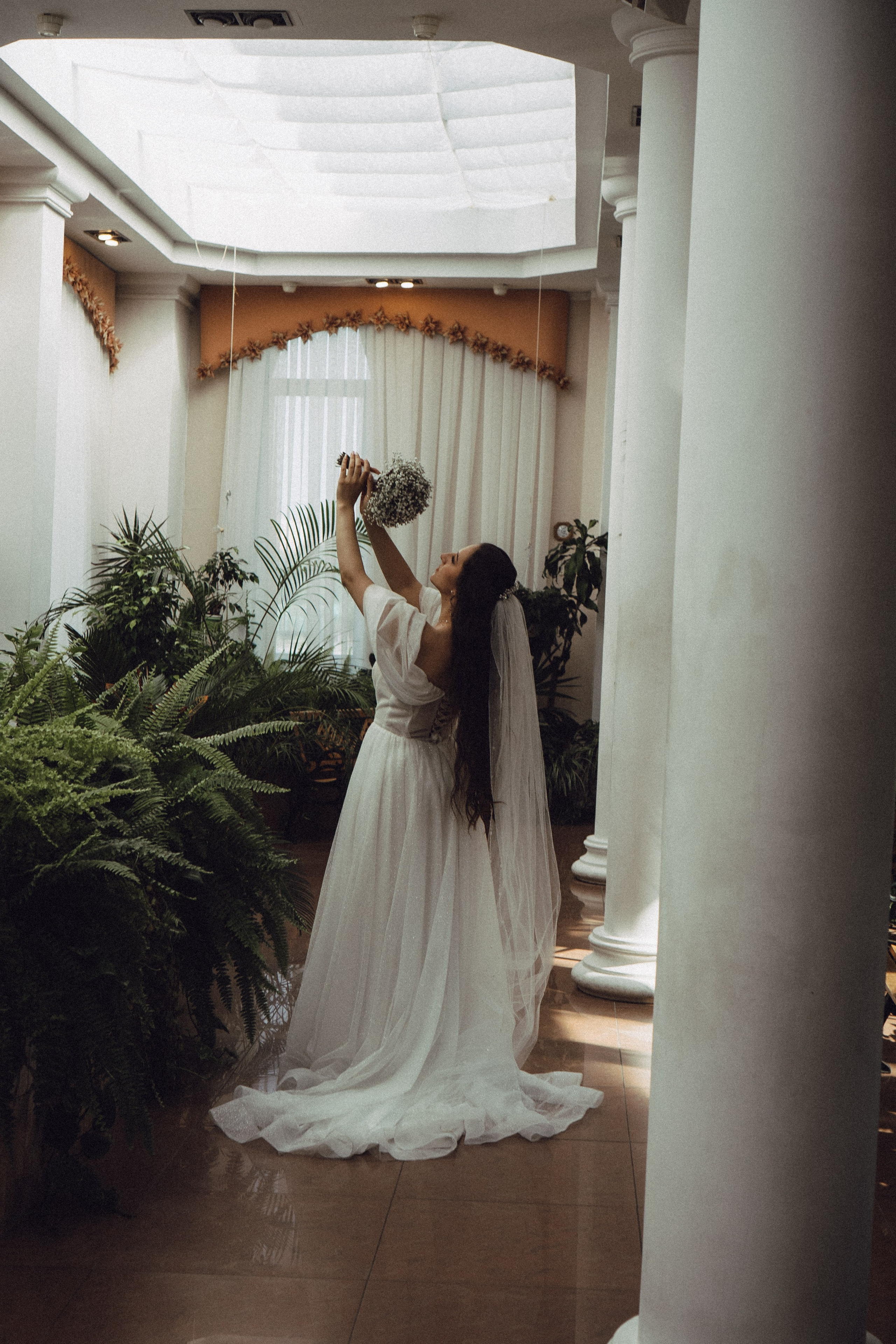 СВАДЕБНАЯ СЬЕМК В ПАРКЕ 300-ЛЕТИЯ. Профессиональный фотограф, Санкт-Петербург — Виктория Богомолова