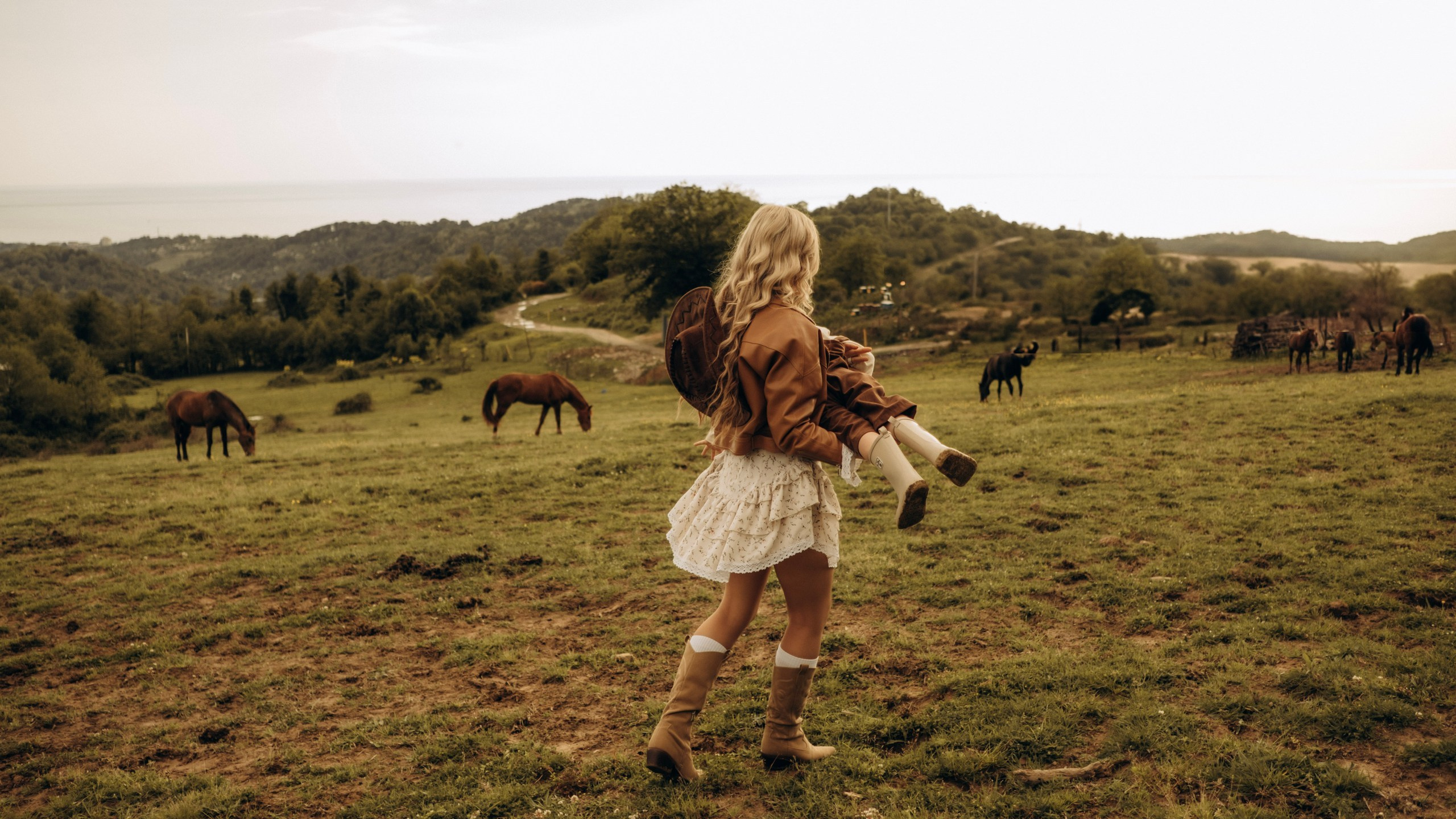 Конюшня. Главная