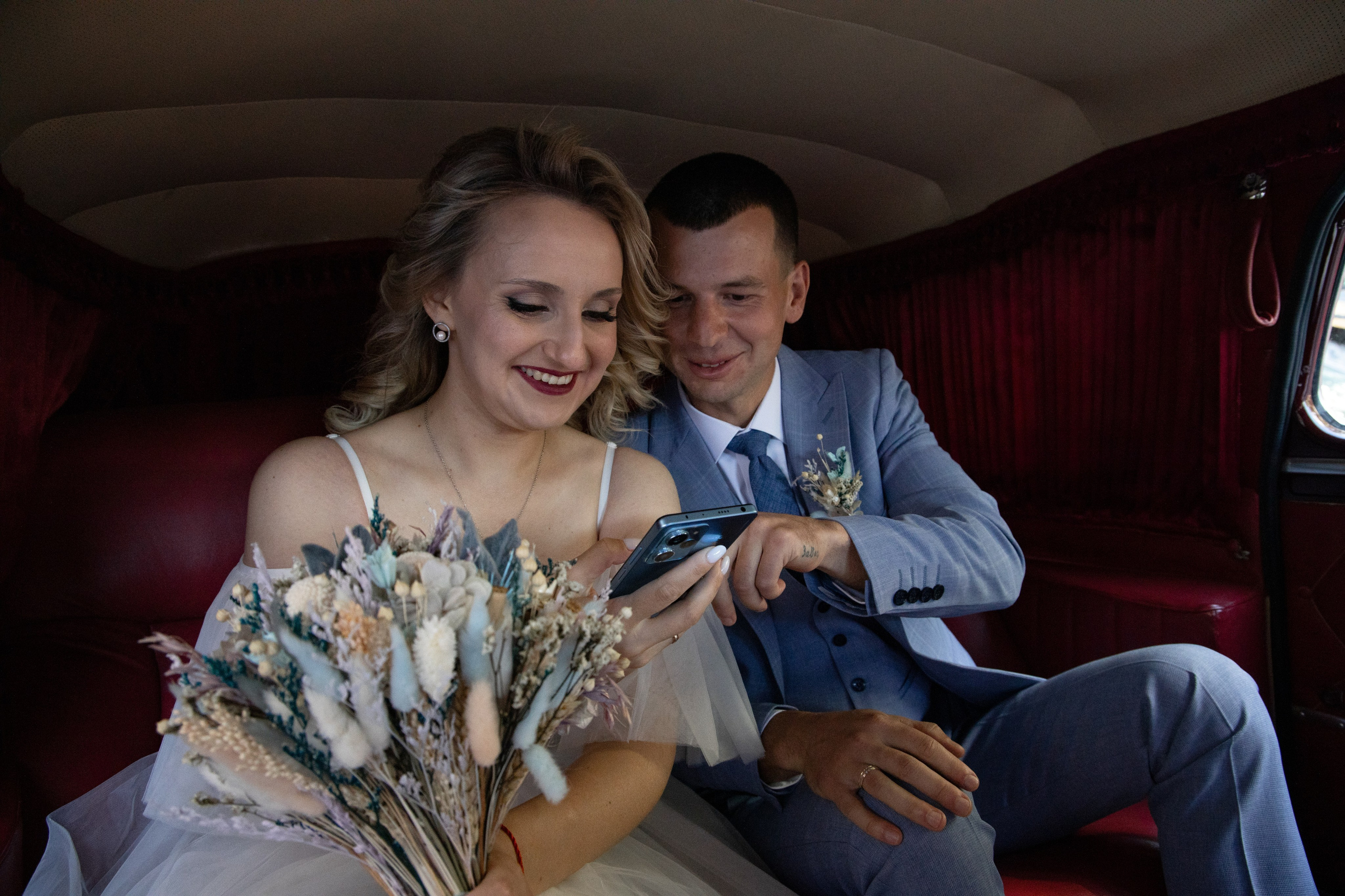 Теперь муж и жена. Интересно все-таки получилось…. Свадебный фотограф в Ставрополе Ксения Ковальчук