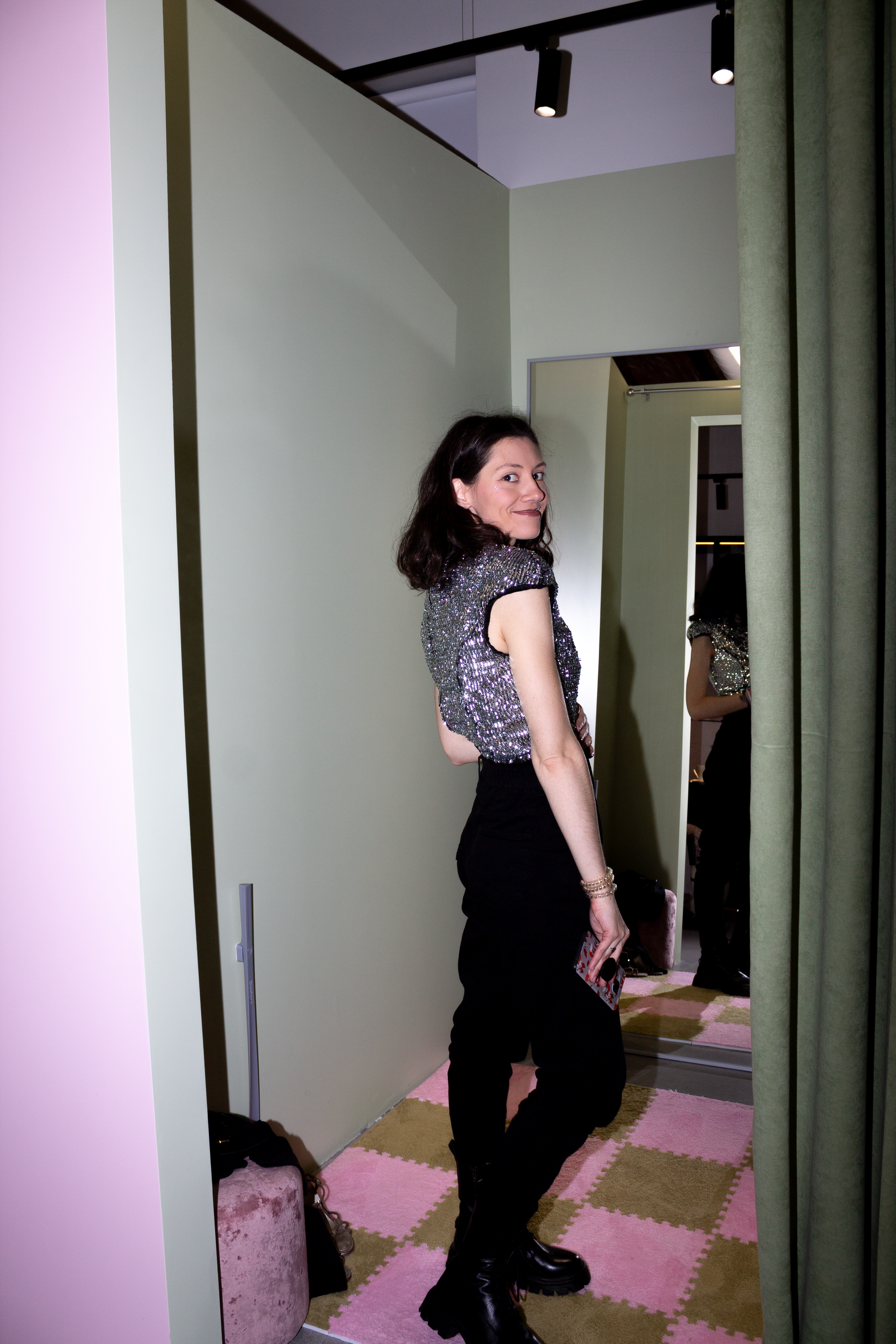 Вернисаж Таро Анонс & Make Me Happy. Крылов Кирилл Фотограф Москва