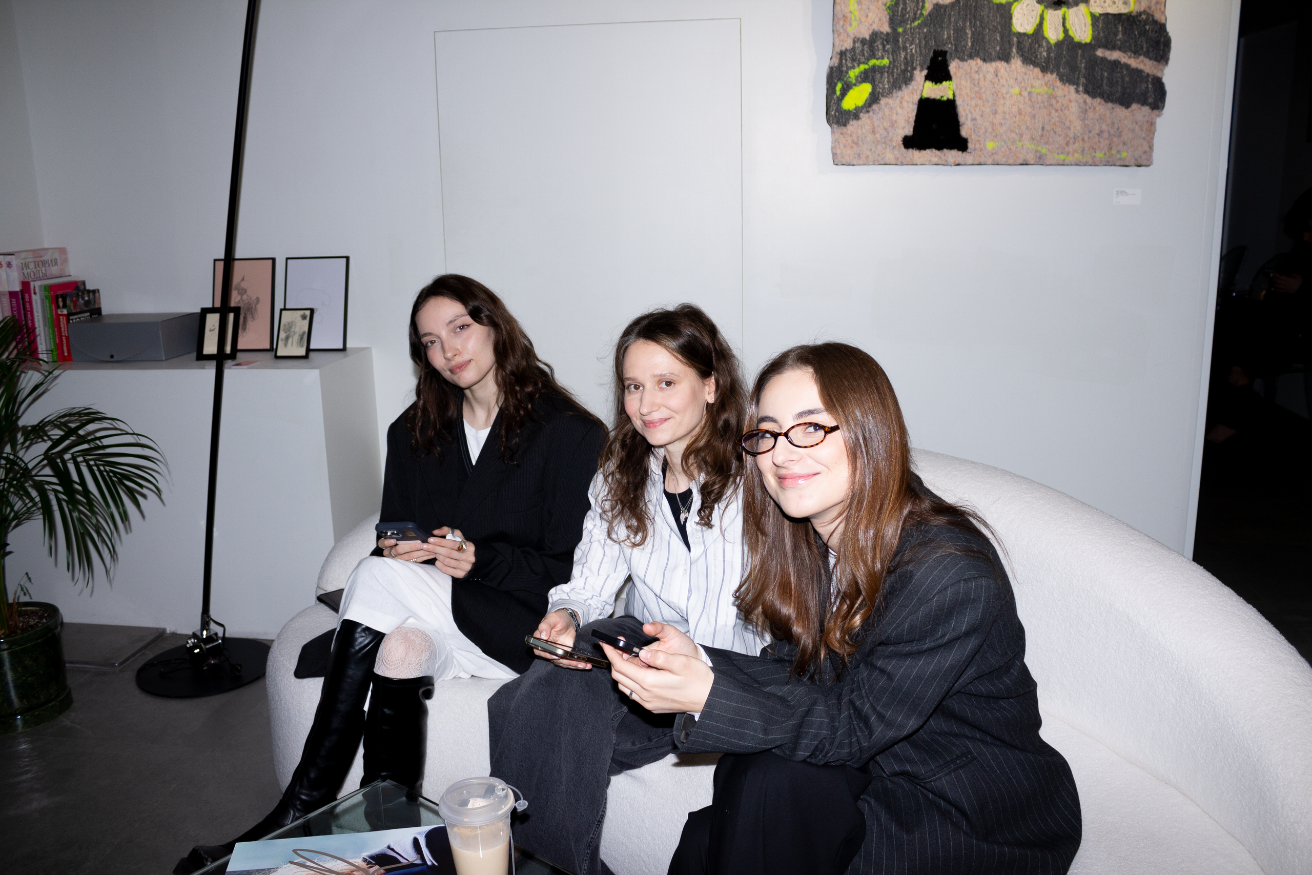 Вернисаж Таро Анонс & Make Me Happy. Крылов Кирилл Фотограф Москва