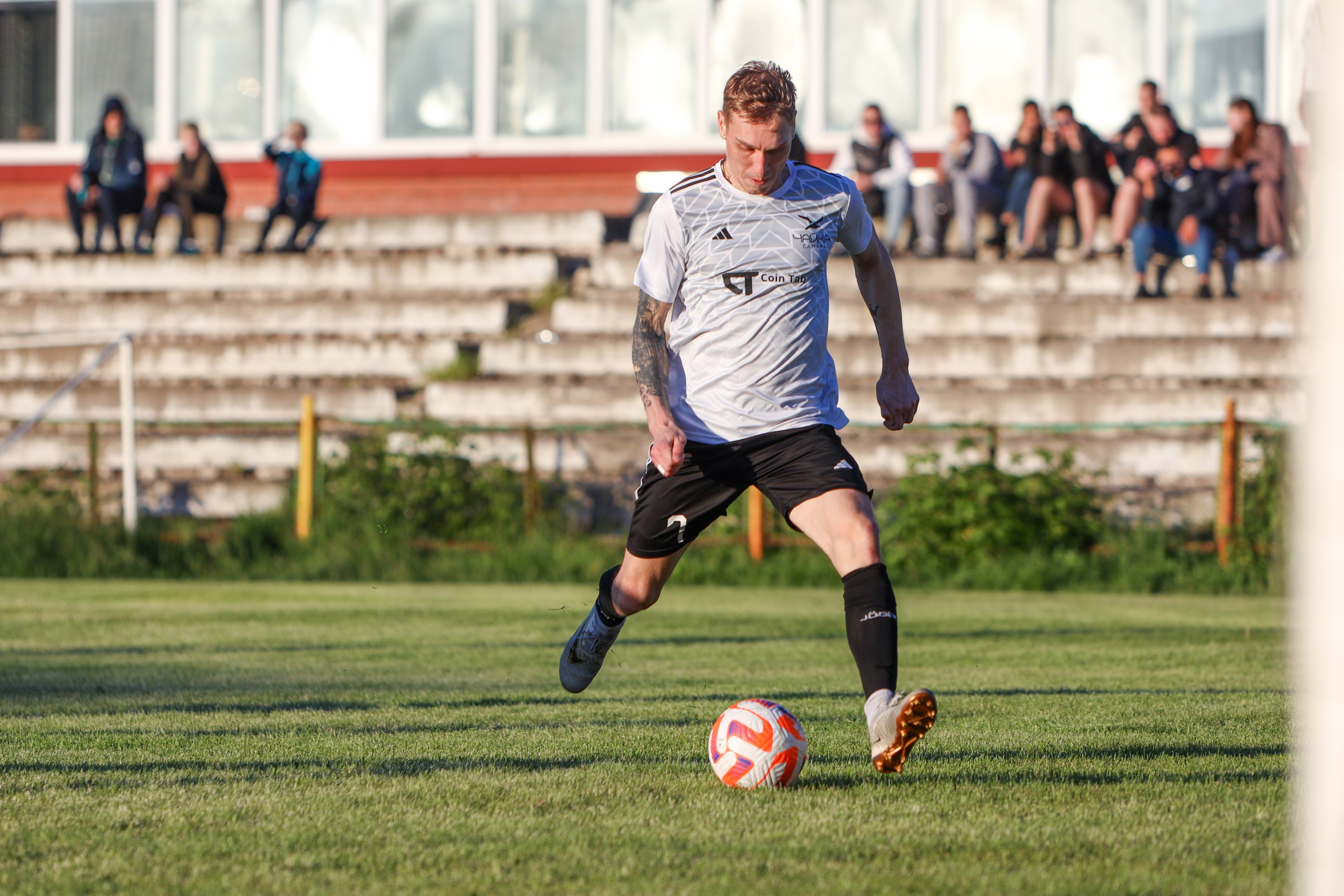 Чайка — Торпедо. Взрослое первенство города по футболу. Спортивный фотограф в Самаре