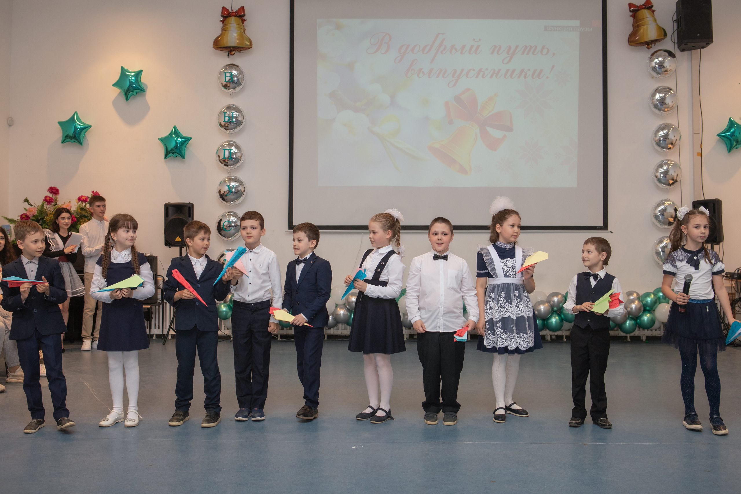 11 класс / Школа № 14 / Последний Звонок / г. Пушкино. Детский и семейный фотограф Мария Киселёва. Москва