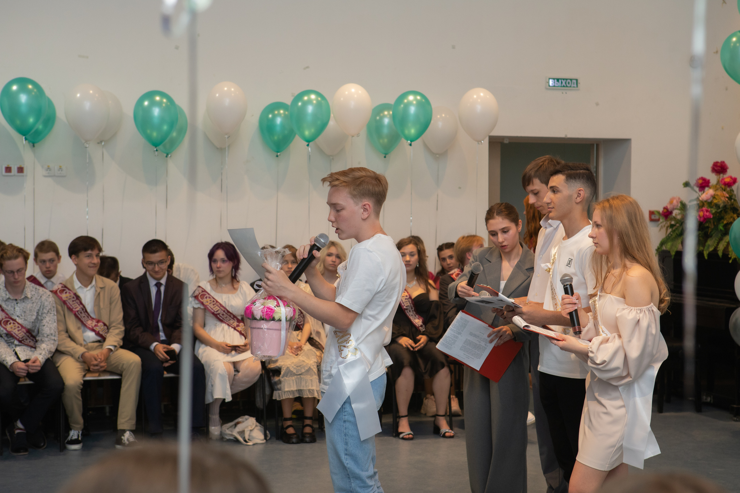 9 класс / Школа № 14 / Выпускной / г. Пушкино. Детский и семейный фотограф Мария Киселёва. Москва