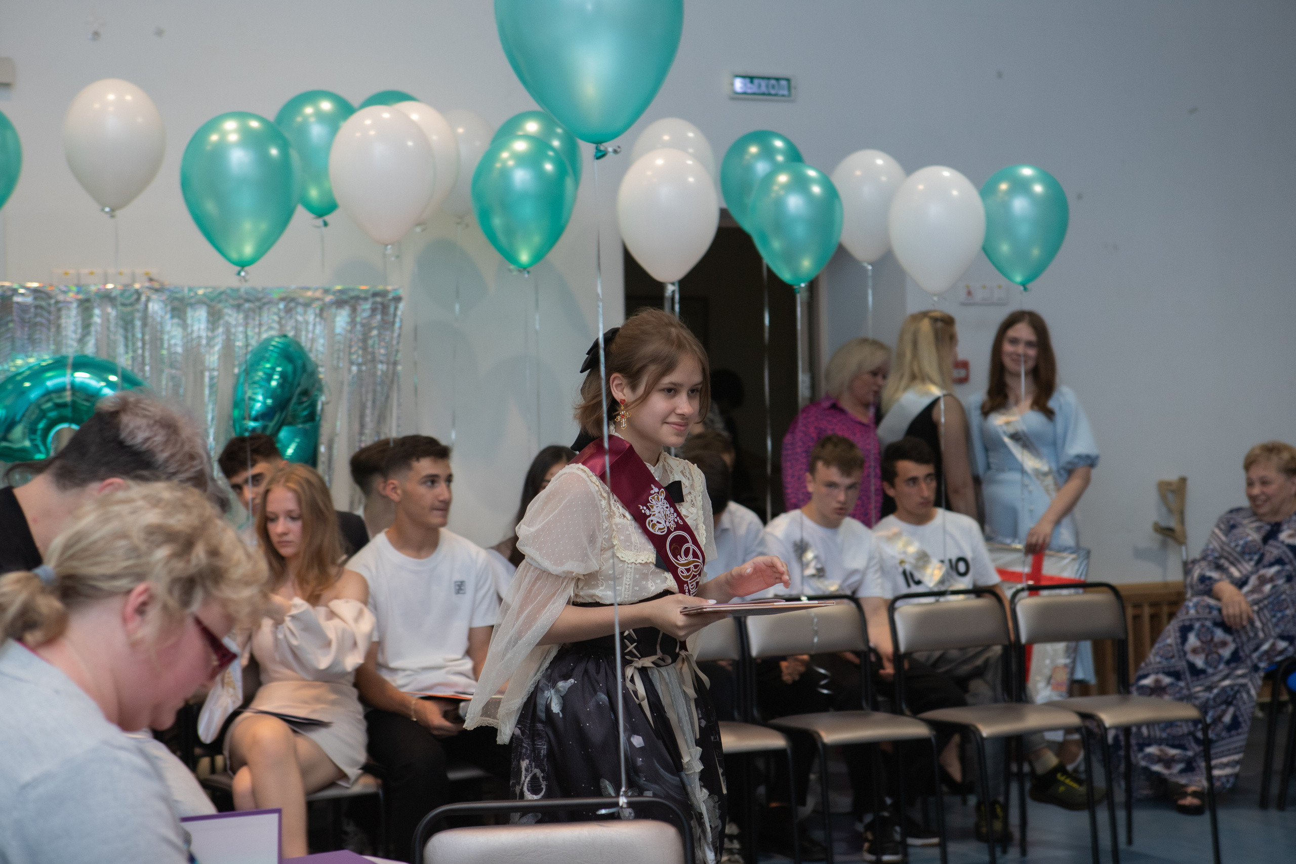 9 класс / Школа № 14 / Выпускной / г. Пушкино. Детский и семейный фотограф Мария Киселёва. Москва