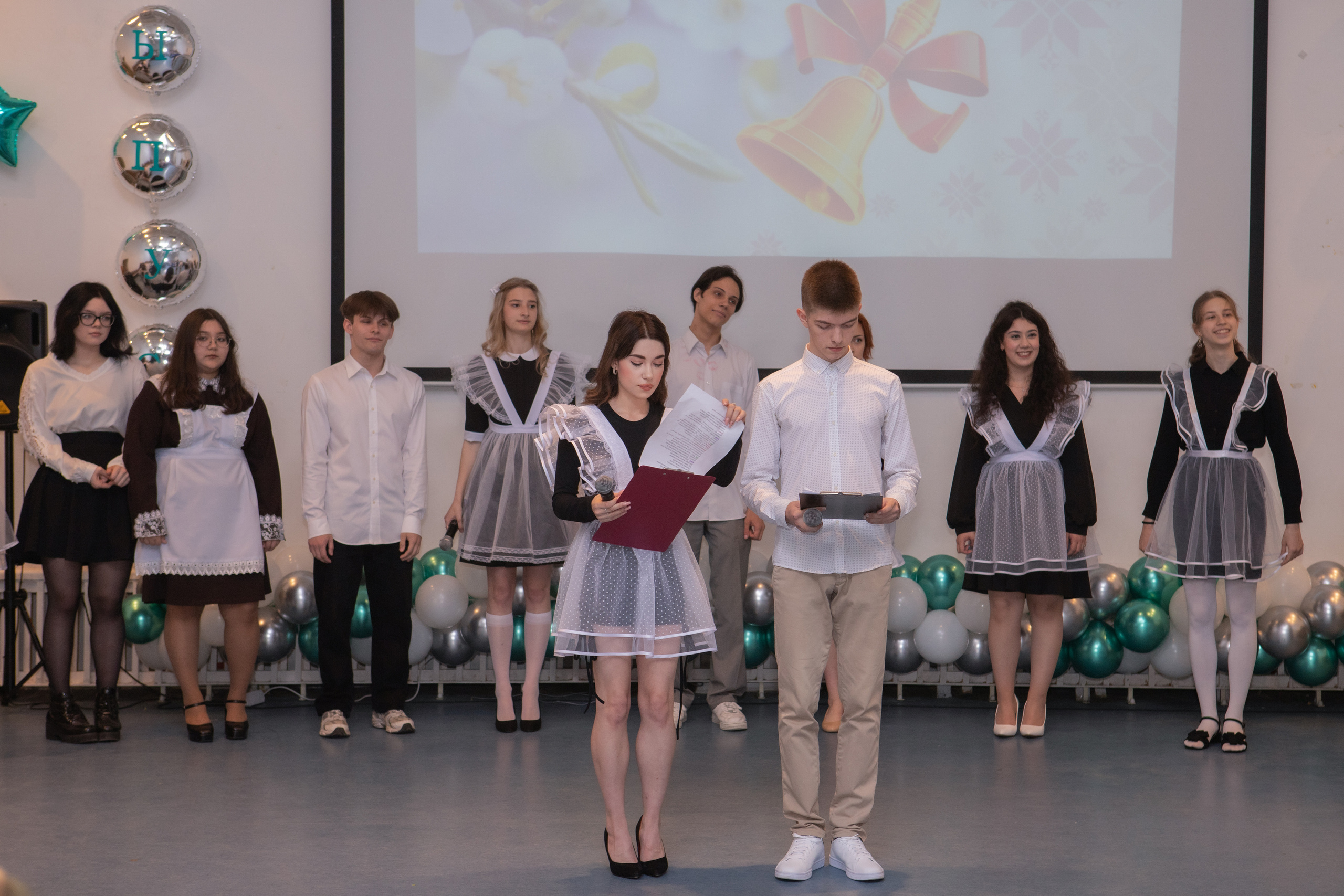 11 класс / Школа № 14 / Последний Звонок / г. Пушкино. Детский и семейный фотограф Мария Киселёва. Москва