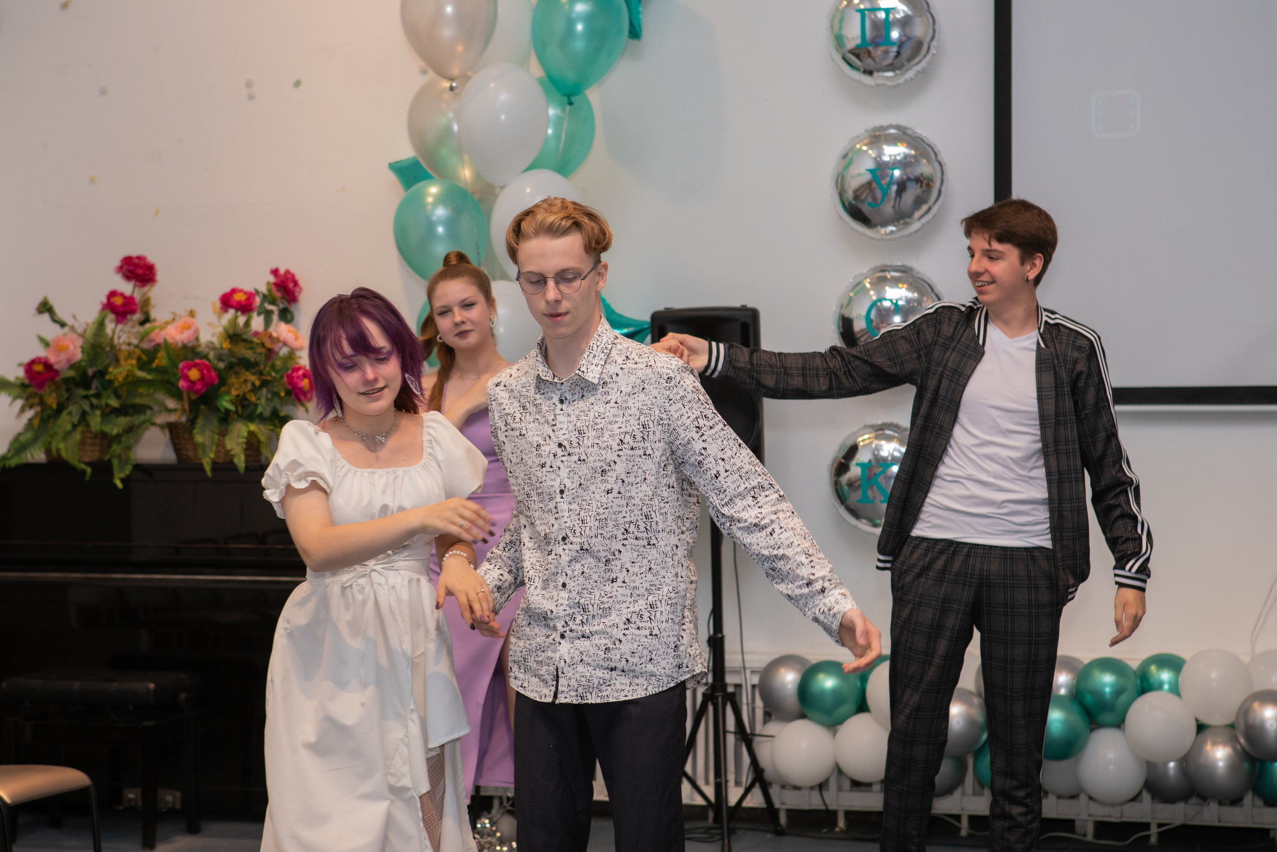 9 класс / Школа № 14 / Выпускной / г. Пушкино. Детский и семейный фотограф Мария Киселёва. Москва