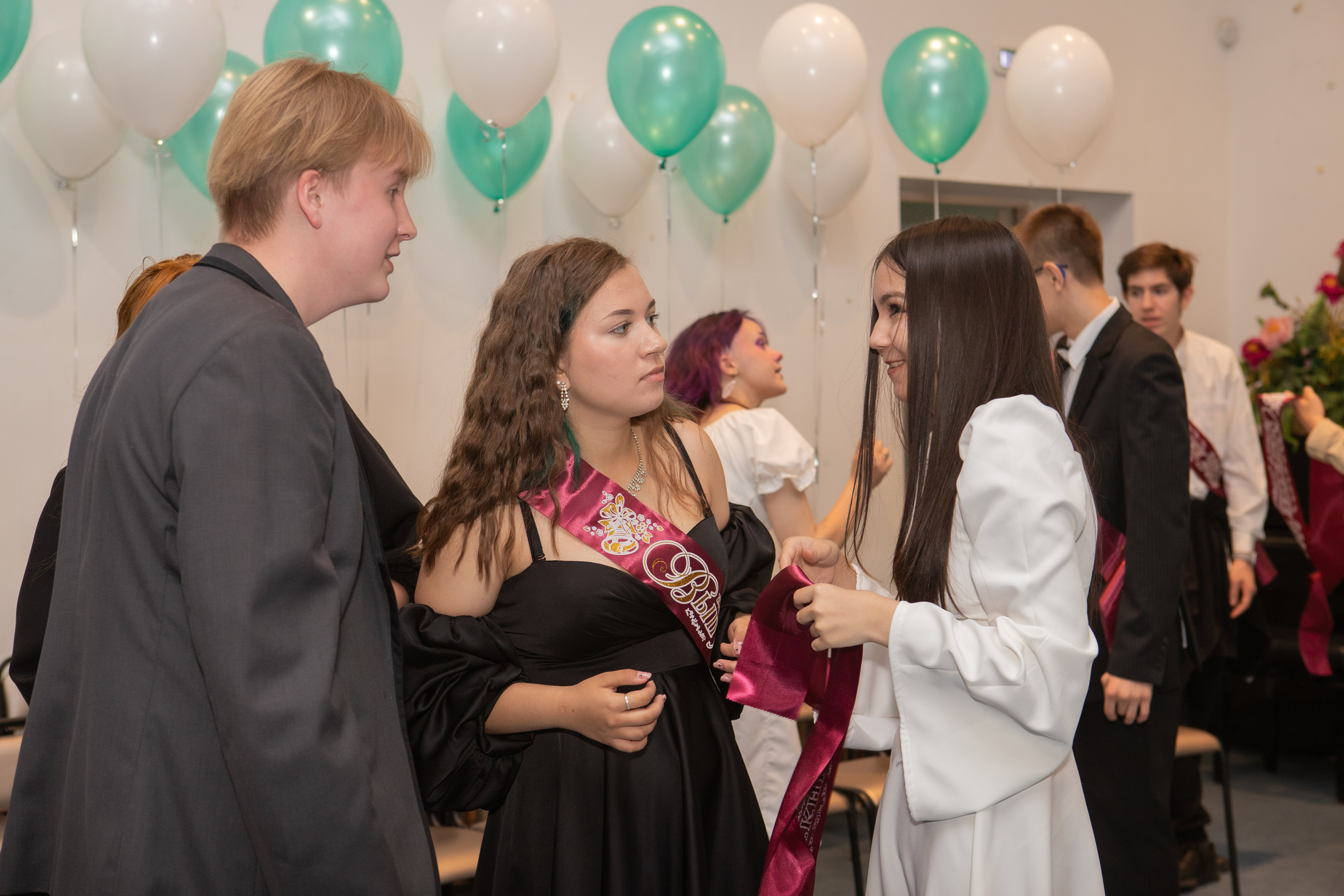 9 класс / Школа № 14 / Выпускной / г. Пушкино. Детский и семейный фотограф Мария Киселёва. Москва