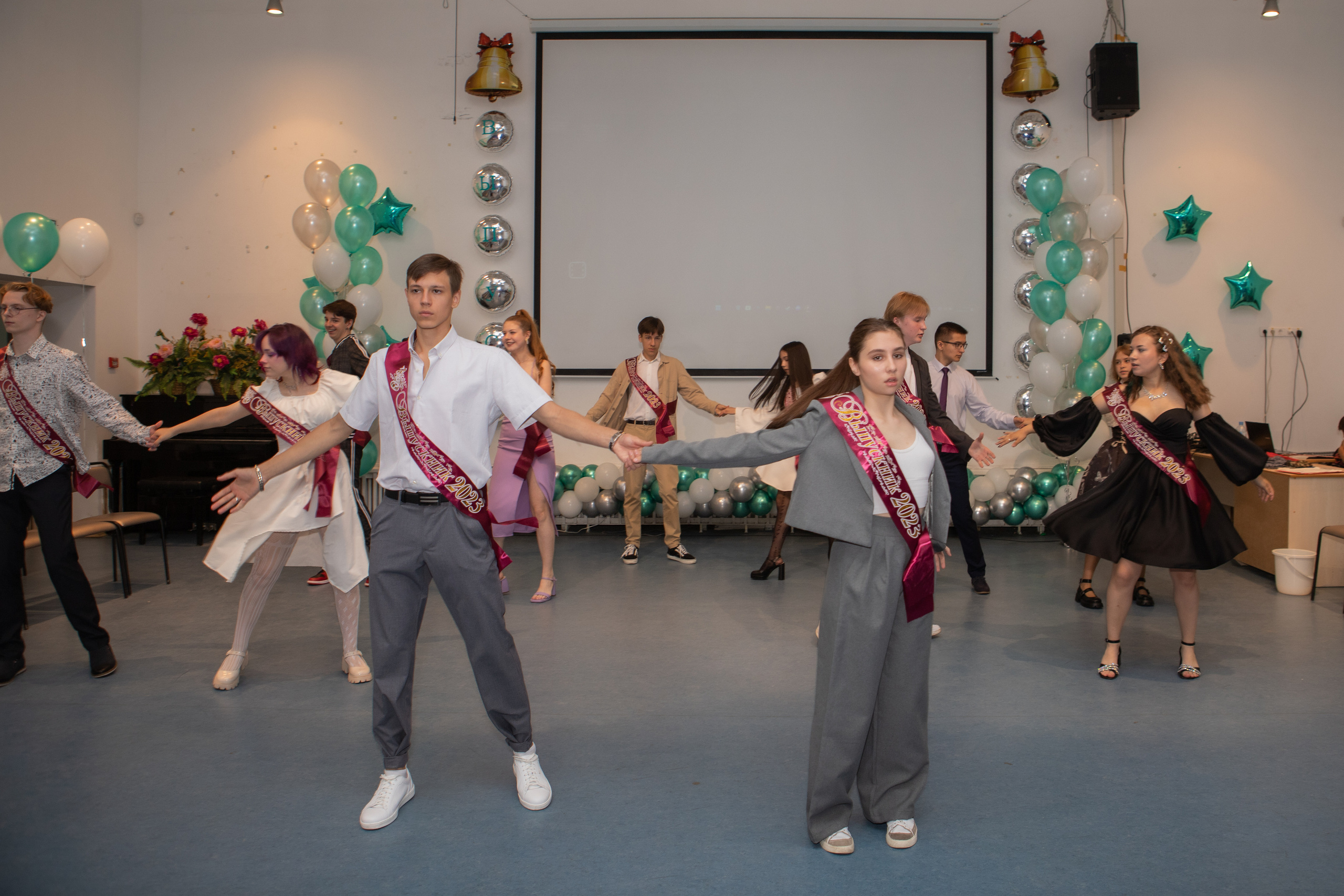 9 класс / Школа № 14 / Выпускной / г. Пушкино. Детский и семейный фотограф Мария Киселёва. Москва