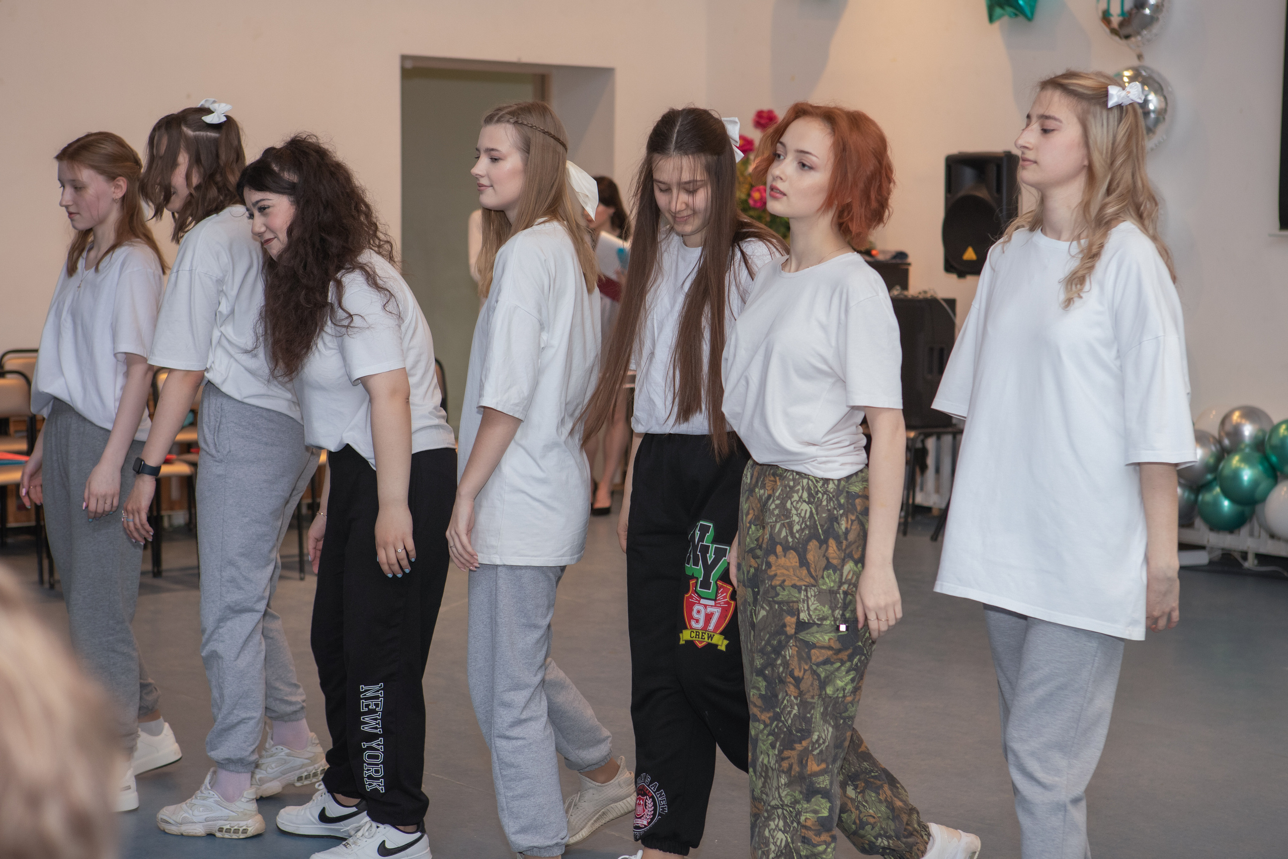 11 класс / Школа № 14 / Последний Звонок / г. Пушкино. Детский и семейный фотограф Мария Киселёва. Москва