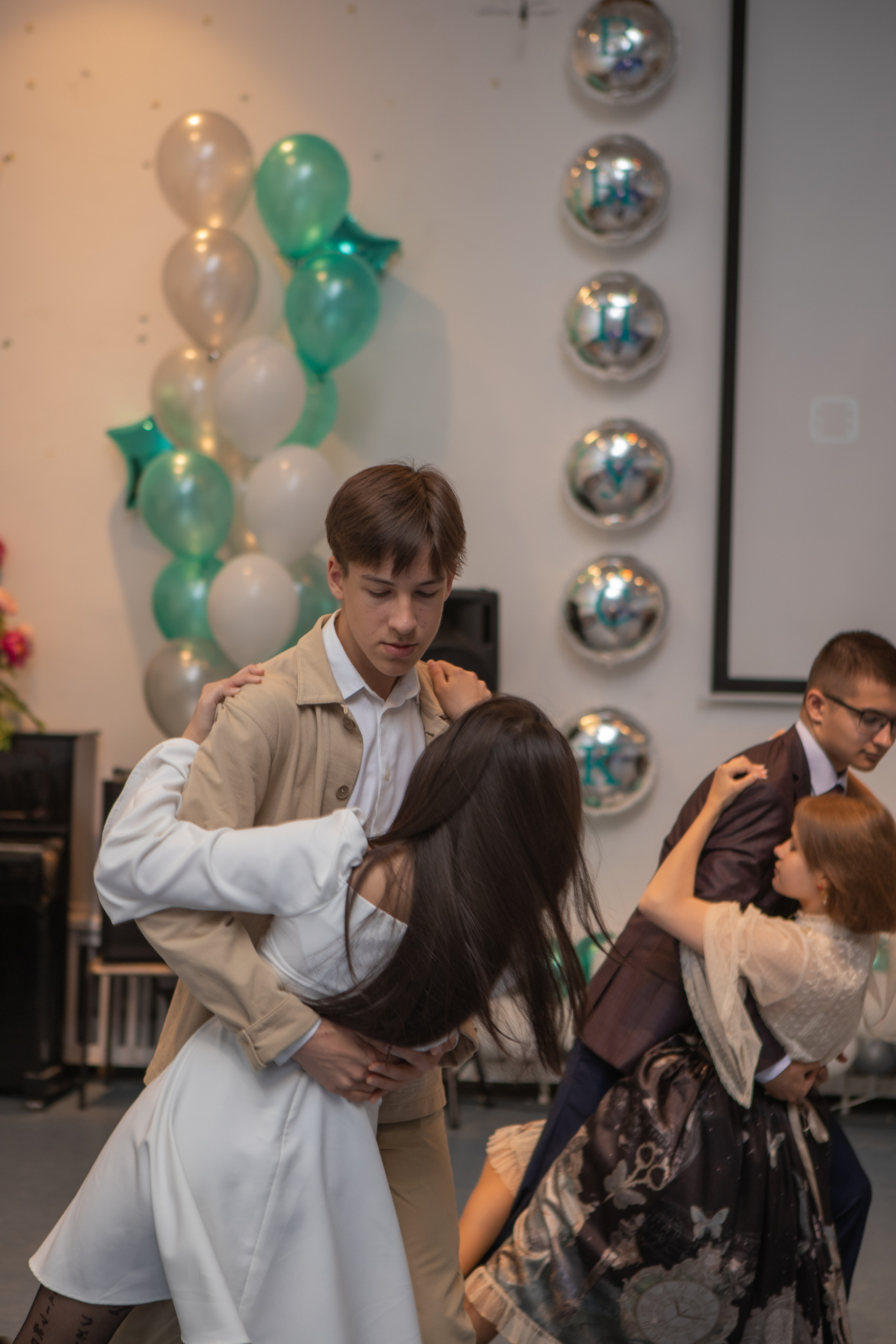 9 класс / Школа № 14 / Выпускной / г. Пушкино. Детский и семейный фотограф Мария Киселёва. Москва