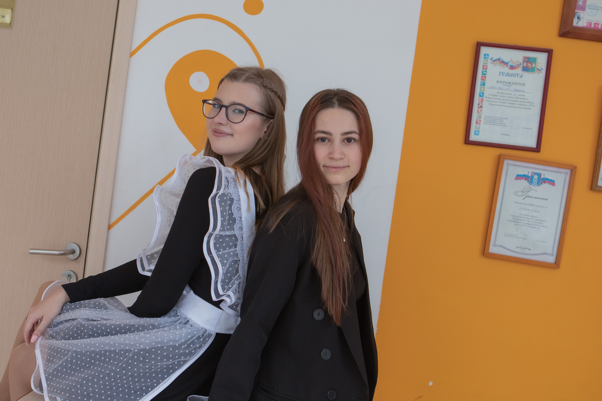 11 класс / Школа № 14 / Последний Звонок / г. Пушкино. Детский и семейный фотограф Мария Киселёва. Москва