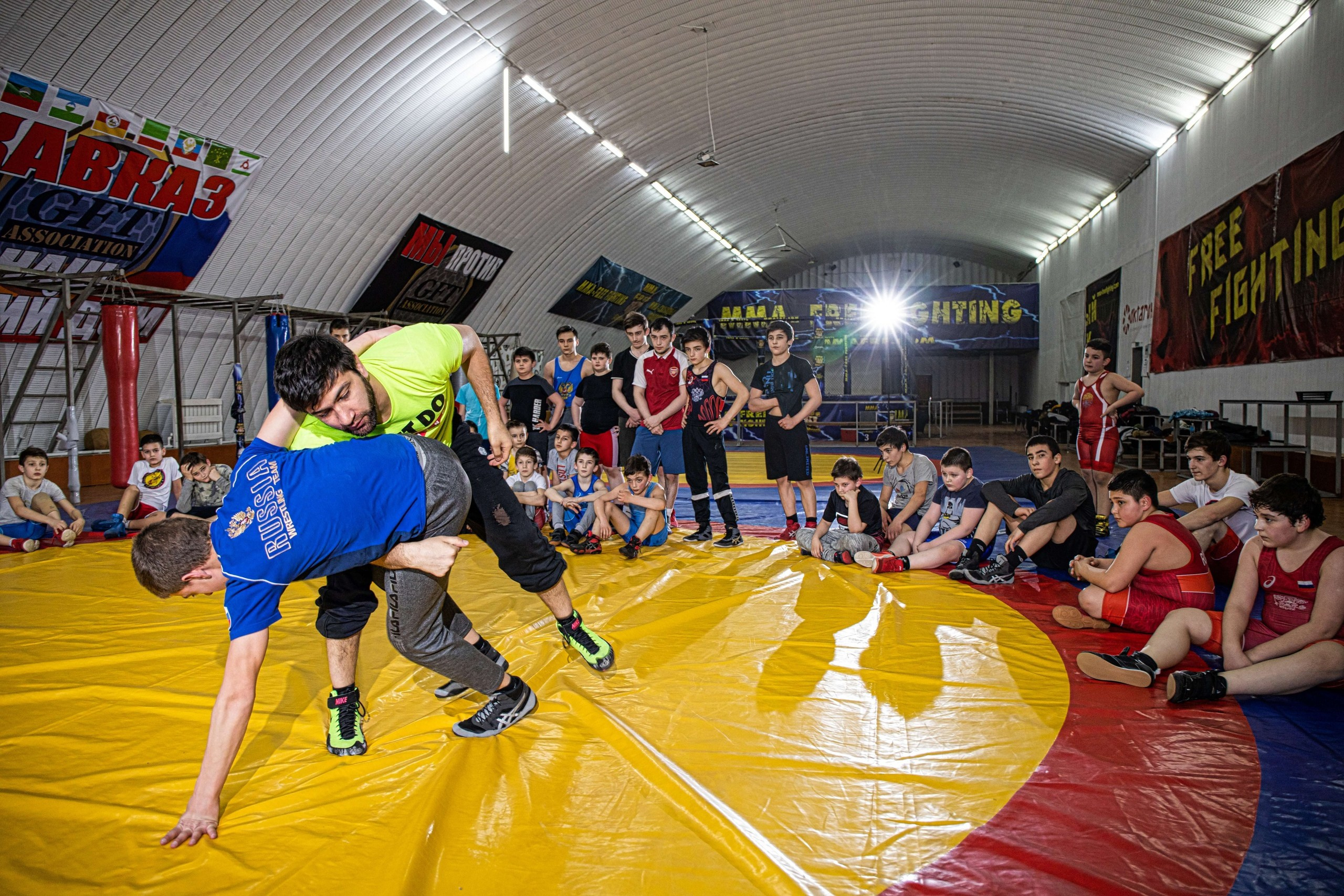 #СпортивныйФотограф#ФотографияСпорта#СпортВКадре#ЭнергияСпорта#СпортивныеЭмоции#ФотосъемкаСпорта#СпортивныйМомент#СпортИФотография#СпортивнаяДрама#ФотоСпорта#СпортивныйФотографПятигорск#ФутболВКадре#ХоккейныеЭмоции#БаскетбольныеМоменты#ТеннисВКадре#ЛегкаяАтлетика#ЕдиноборстваВКадре#ГорныеЛыжи#Велоспорт#Плавание#ЭкстремальныйСпорт#АдреналинВКадре#ПобедаВКадре#СпортивнаяЭнергия#МоментТриумфа#СпортивнаяИстория#ДвижениеВКадре#СпортивнаяСтрасть#СилаИГрация#СпортивнаяСъемка#ФотографДляСпортсменов#СпортивныеСобытия#ФотосъемкаНаСоревнованиях#СпортивнаяЖизнь