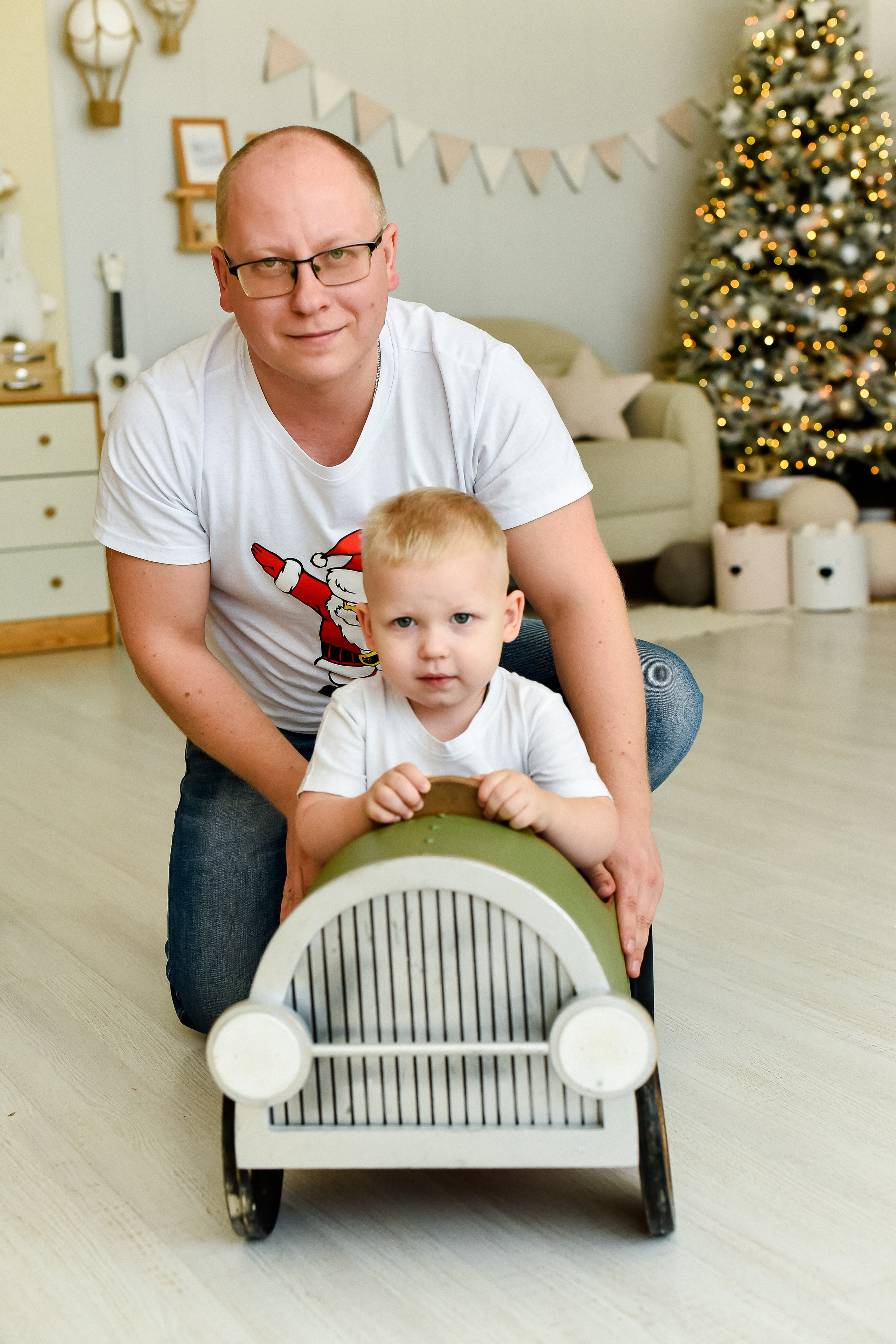 Новогодняя фотосессия для семьи Натальи И Дениса с сыновьями