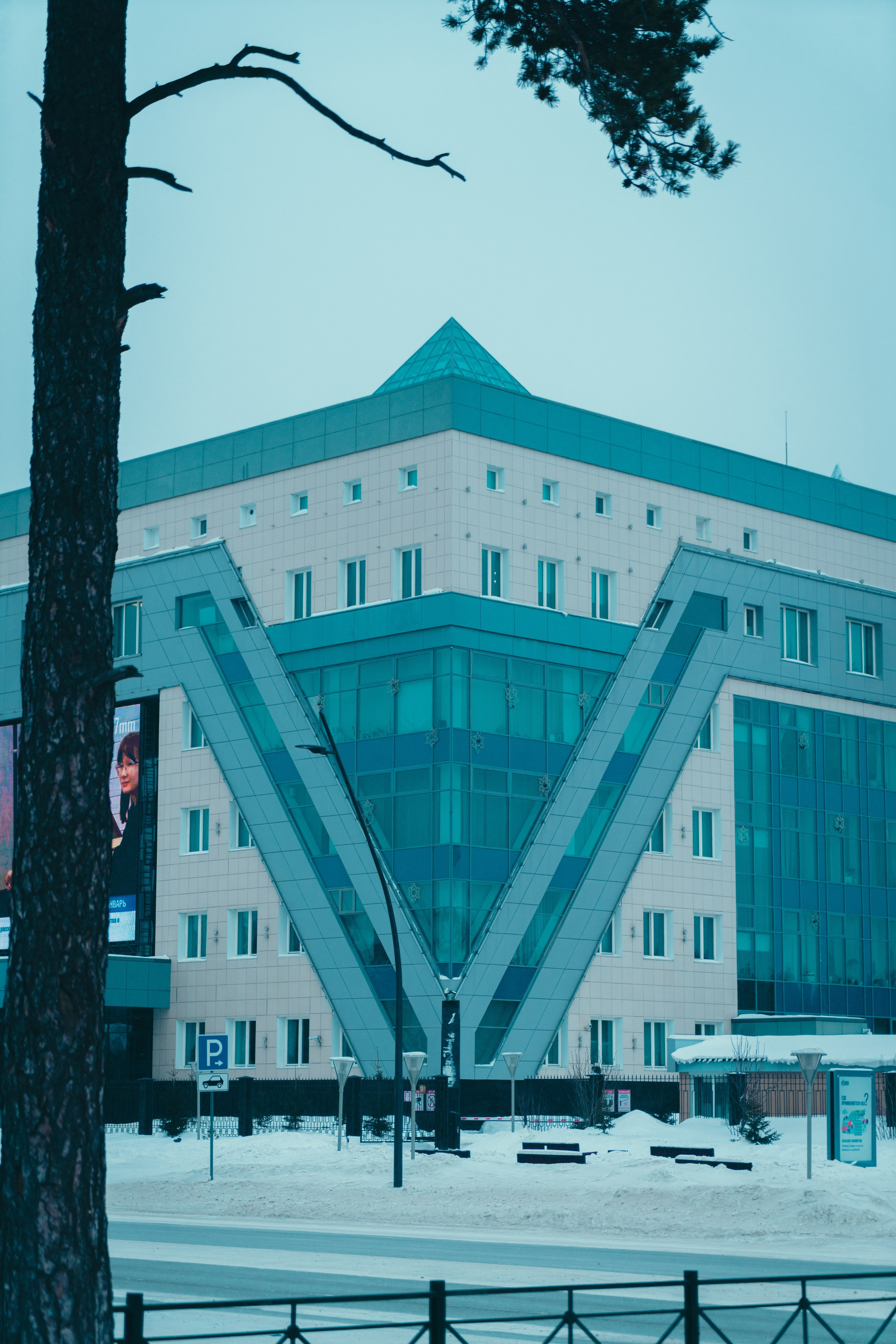 Губкинский и Когалым, Март 2024