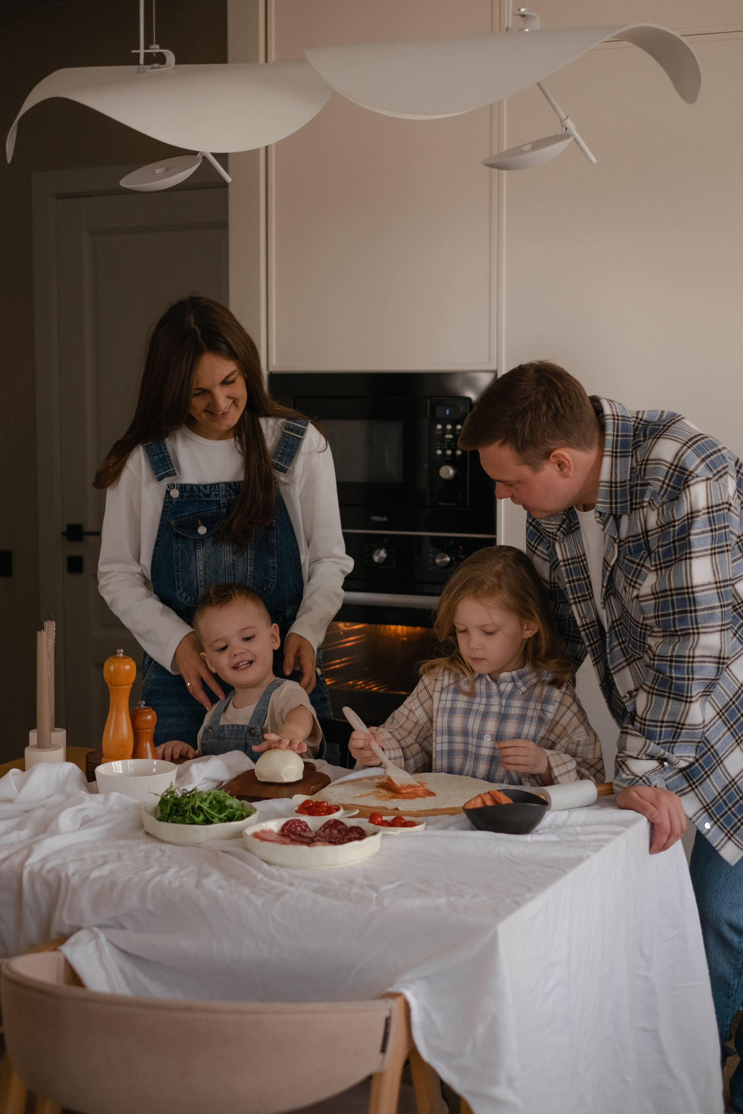 Элла, Кирилл, Алиса и Даниил | домашняя съемка. Фотограф в Новосибирске Диана Ильиных