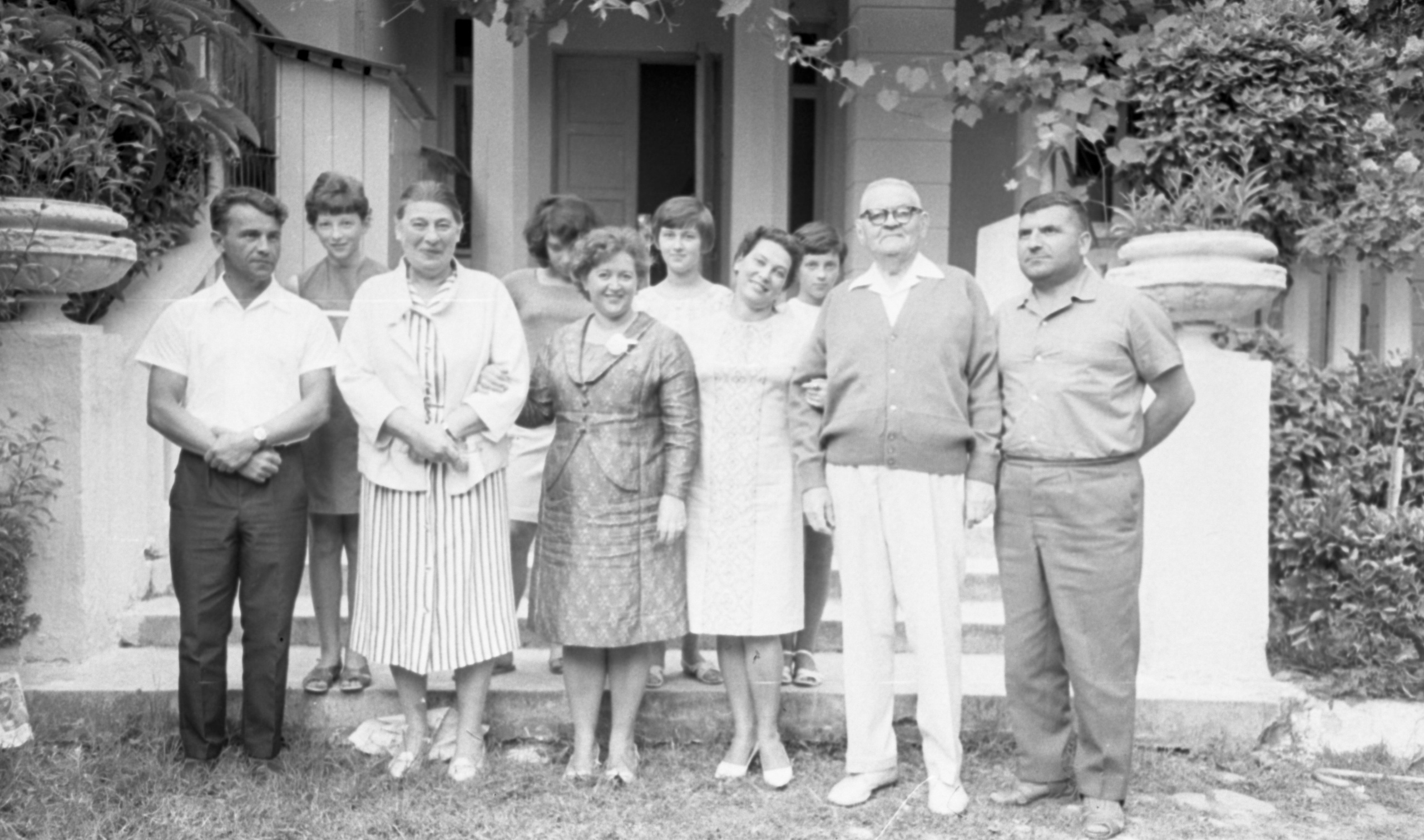 СААКОВЫ. Курортное дело