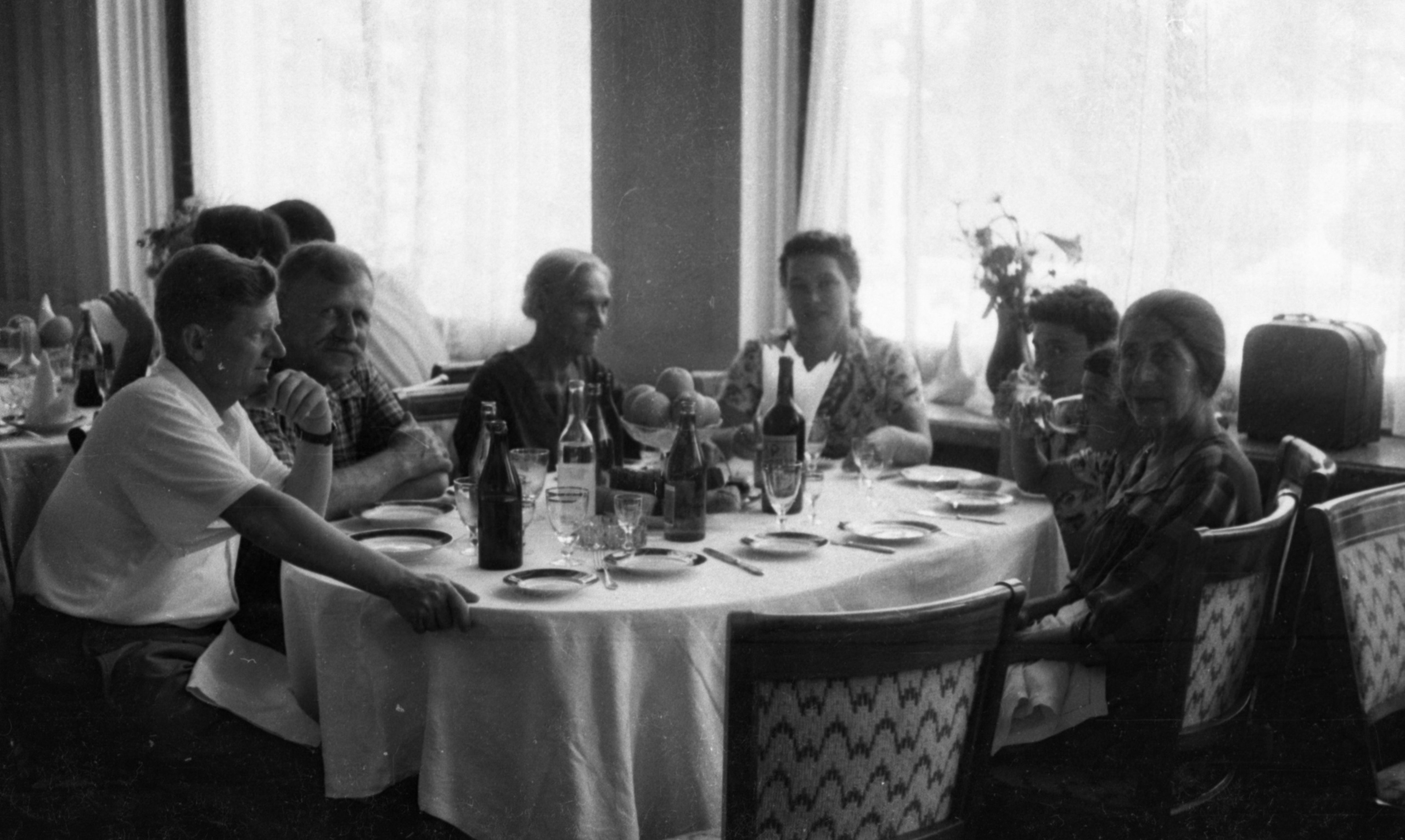 СААКОВЫ. Курортное дело