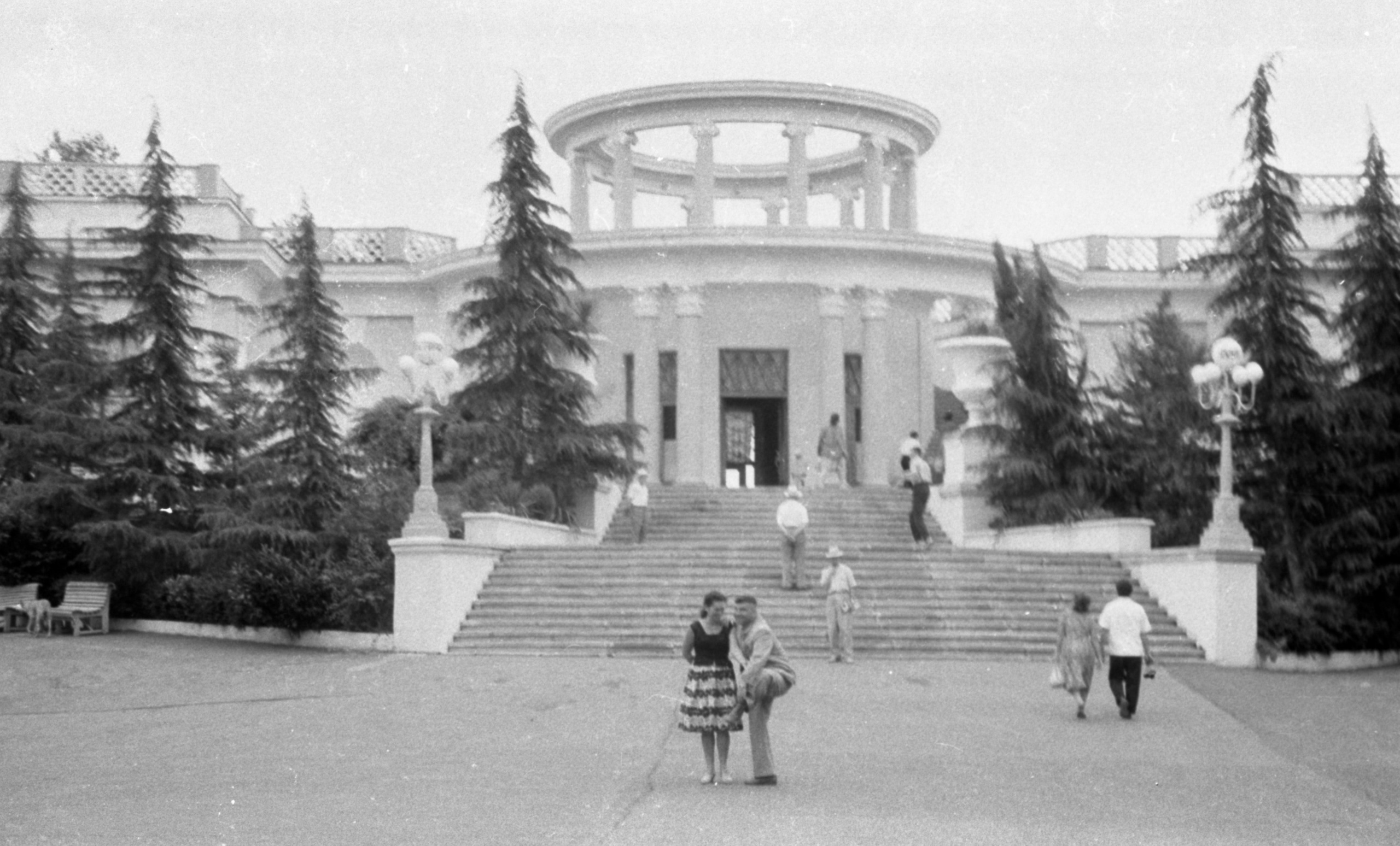 СААКОВЫ. Курортное дело