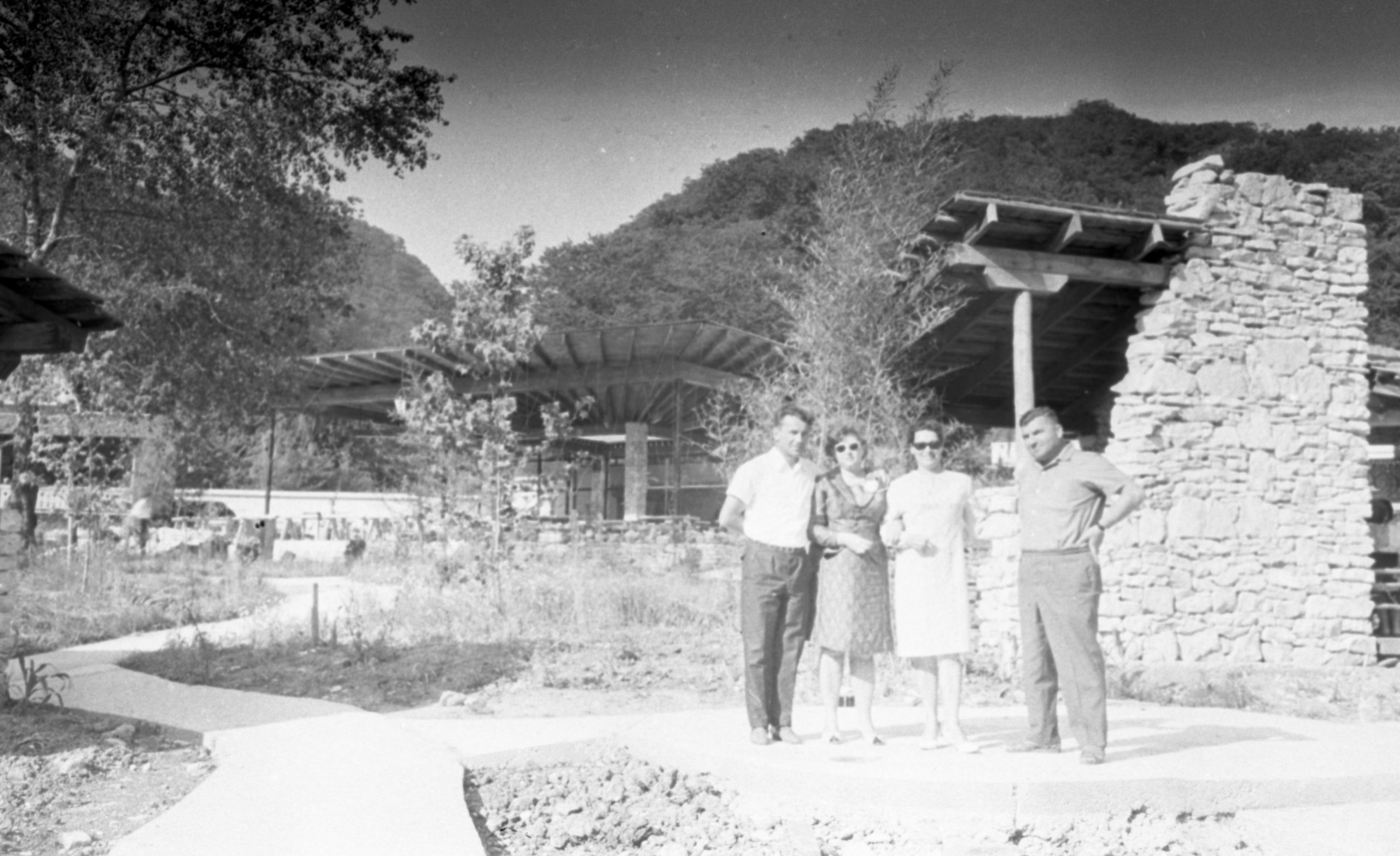 СААКОВЫ. Курортное дело